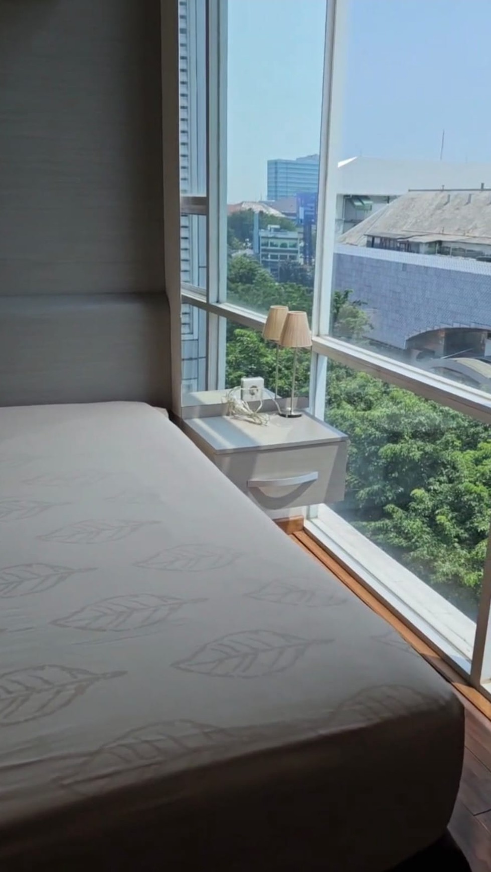 DIJUAL APARTEMEN TRILIUM FULL FURNISH 2 kamar SIAP HUNI, Surabaya PUSAT