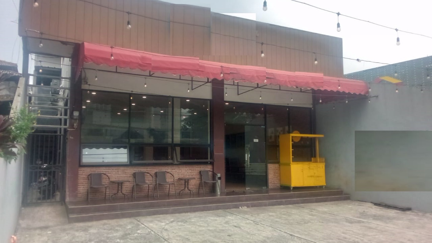 Ruko/ Ruang usaha Bagus, Lokasi jalan Utama di Pondok Betung