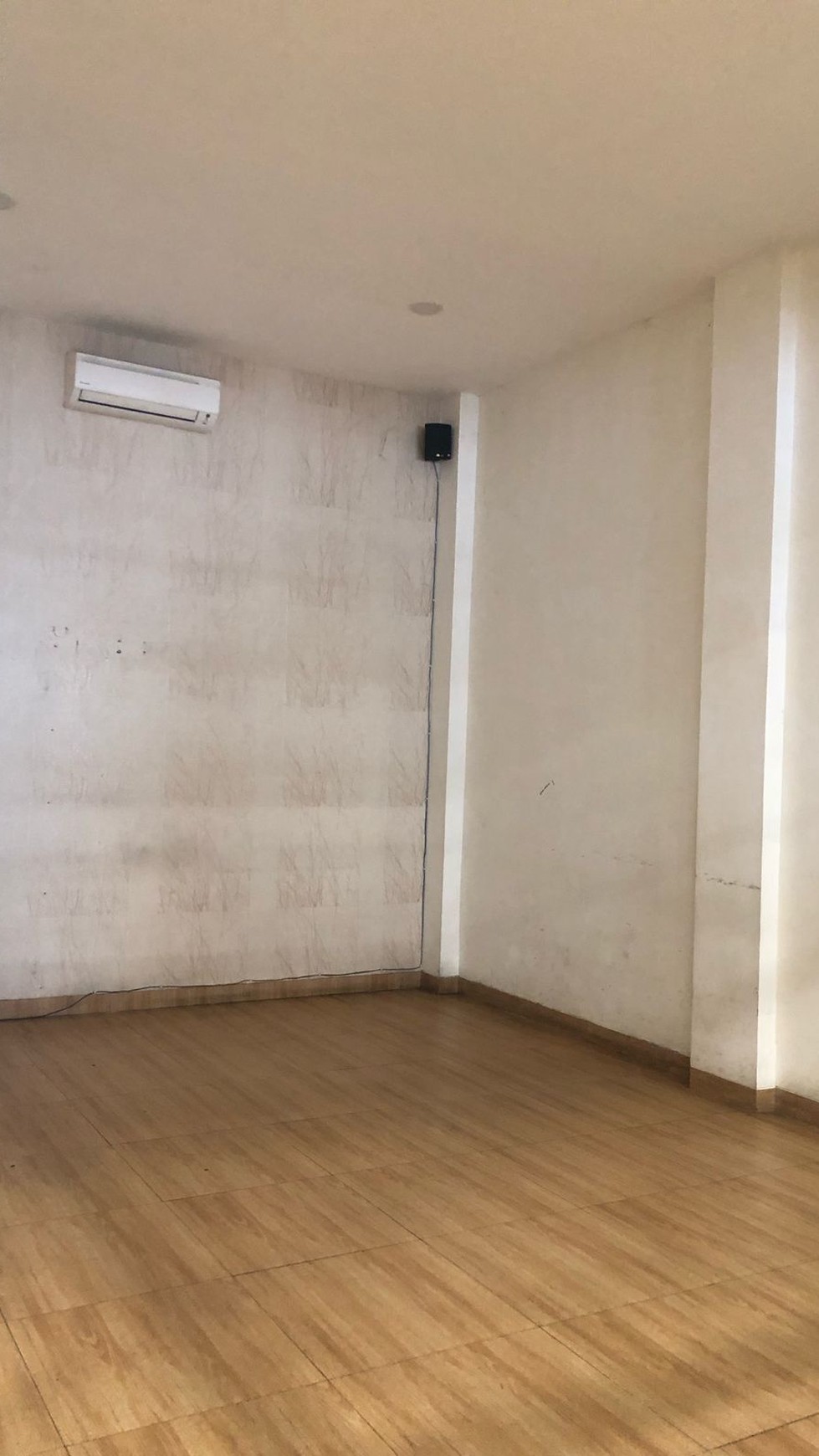Ruko/ Ruang usaha Bagus, Lokasi jalan Utama di Pondok Betung