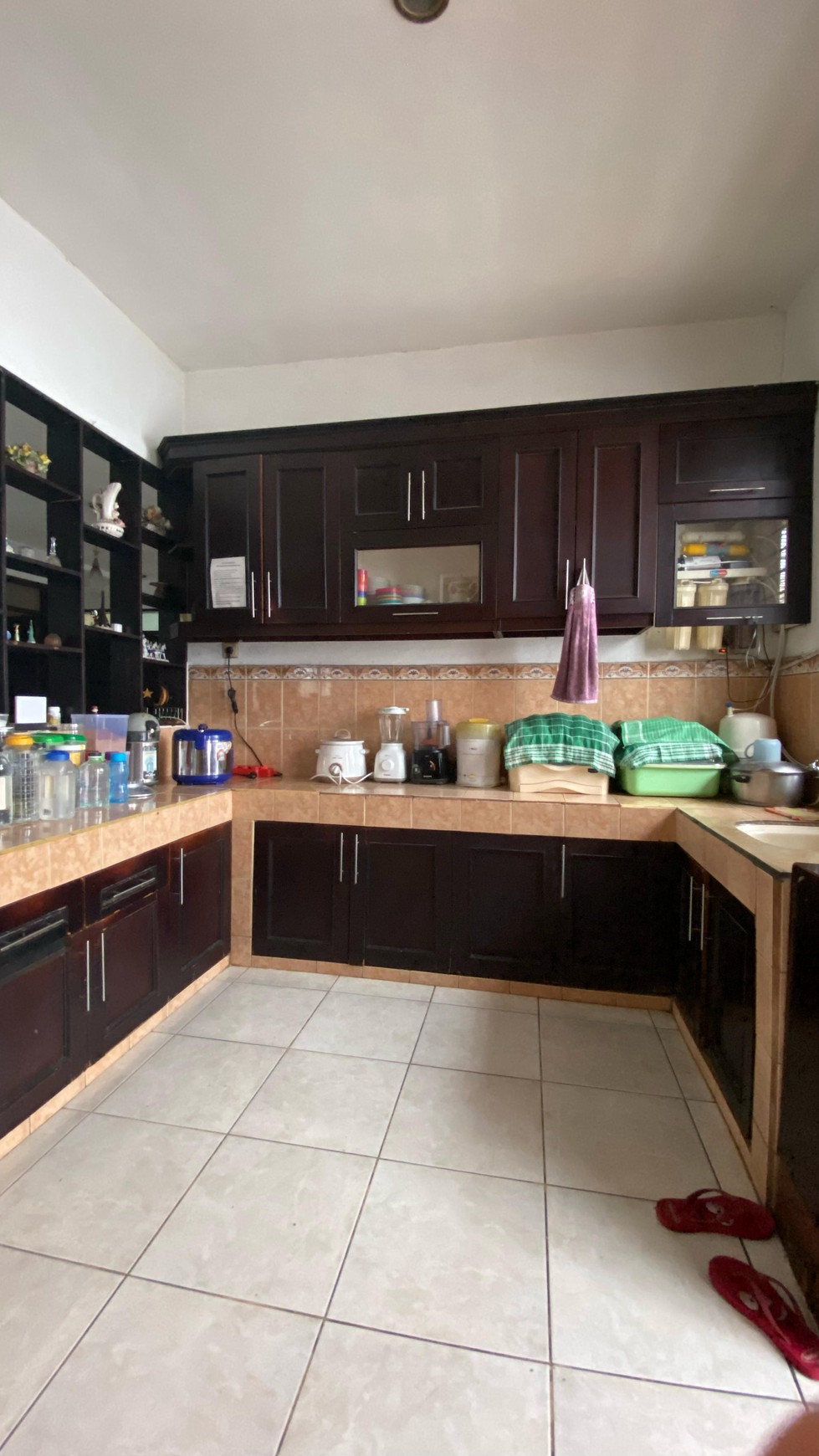 FOR SALE ! Rumah di Komp. AURI Jl. Jatiwaringin Jaktim. ( Exclusive )
