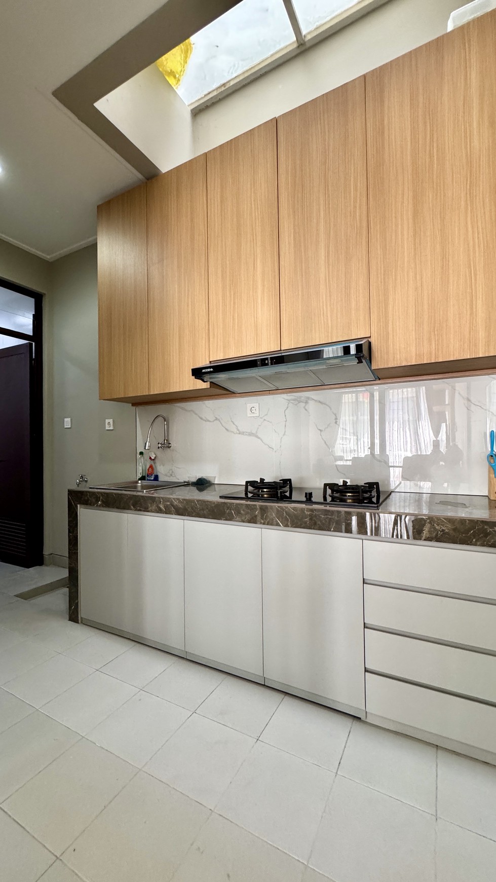 Rumah Full Furnished di Cluster Denver Dekat Center Point dan CBD PIK2