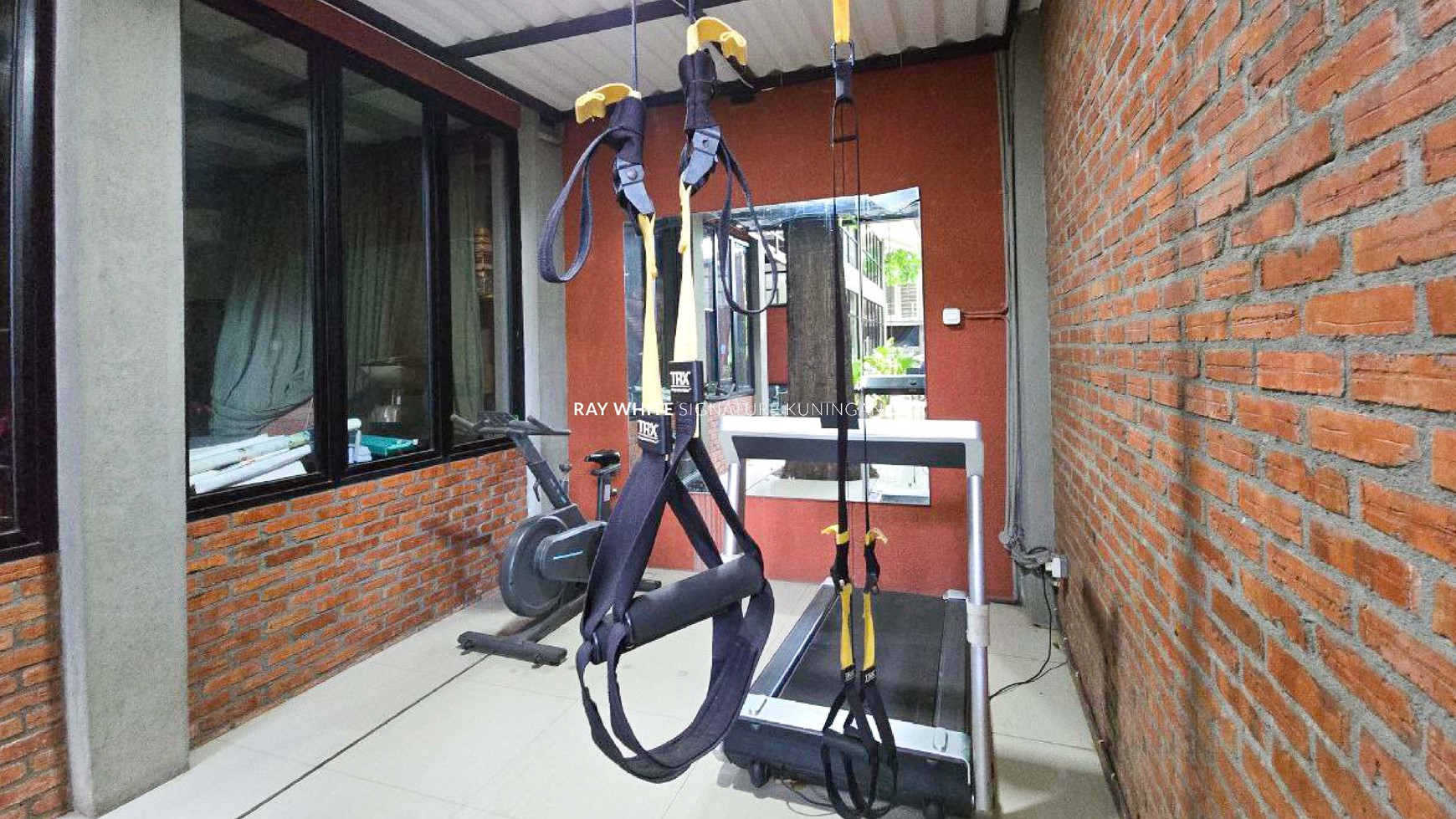 Dijual Tanah Dan Bangunan Kantor Di Pondok Indah