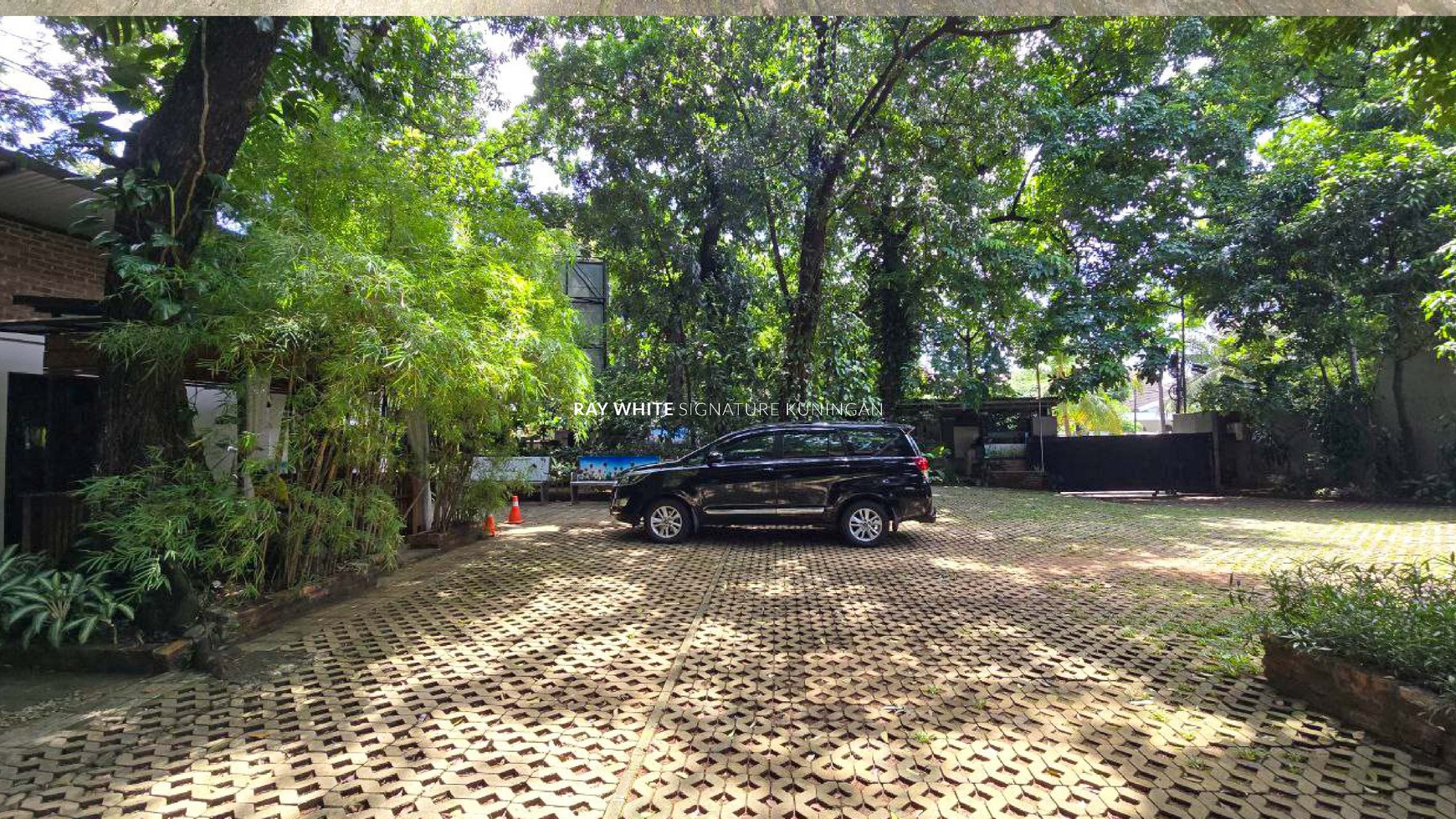 Dijual Tanah Dan Bangunan Kantor Di Pondok Indah