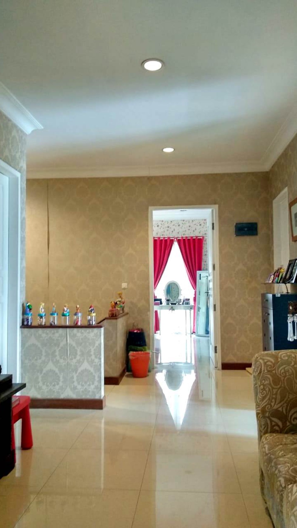 Rumah LUX di pondok indah.