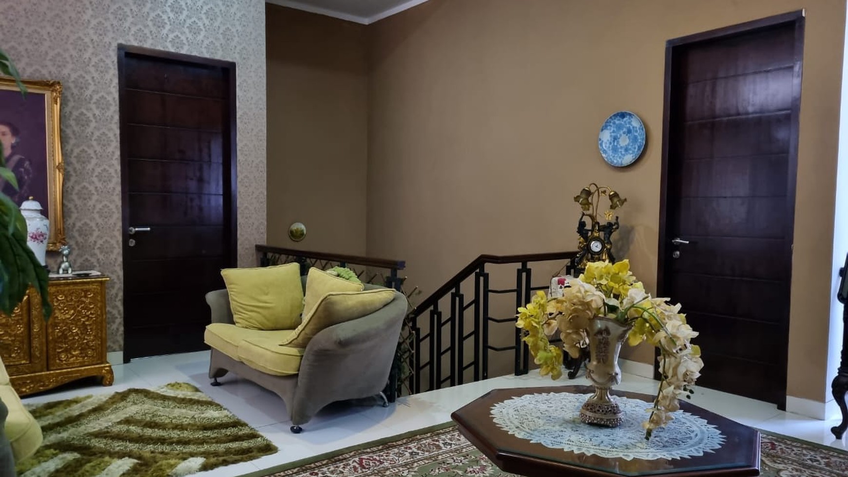 Rumah Siap Huni, Hunian Nyaman dengan Halaman Luas @Parkit, Bintaro.