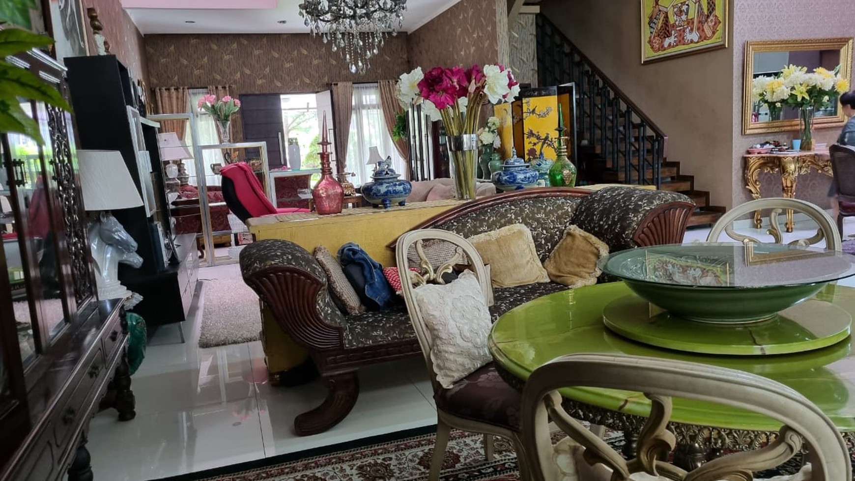 Rumah Siap Huni, Hunian Nyaman dengan Halaman Luas @Parkit, Bintaro.