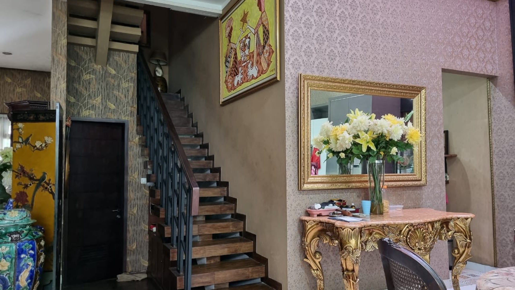 Rumah Siap Huni, Hunian Nyaman dengan Halaman Luas @Parkit, Bintaro.