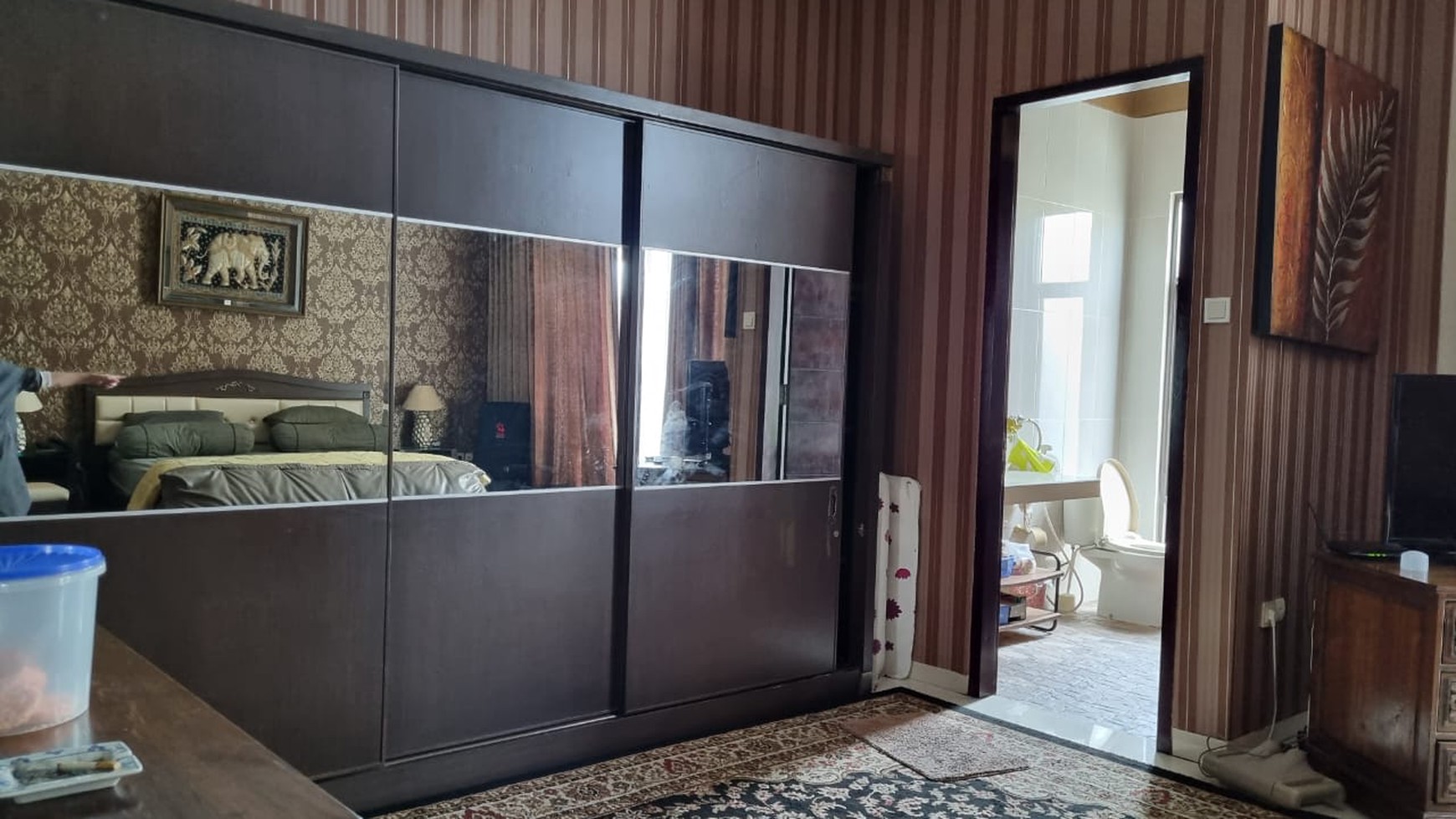 Rumah Siap Huni, Hunian Nyaman dengan Halaman Luas @Parkit, Bintaro.