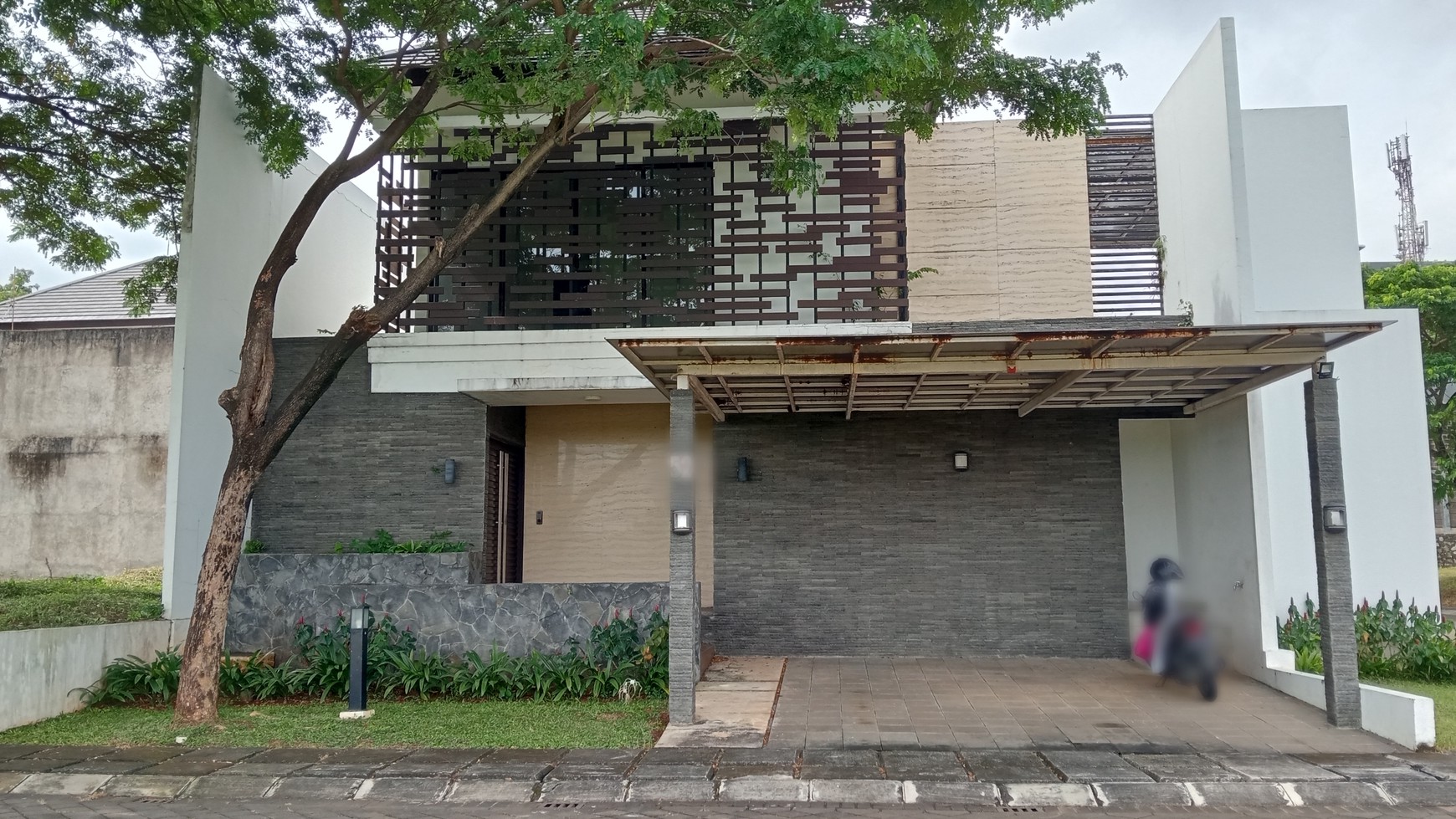 Rumah dijual di Wiladatika Residence