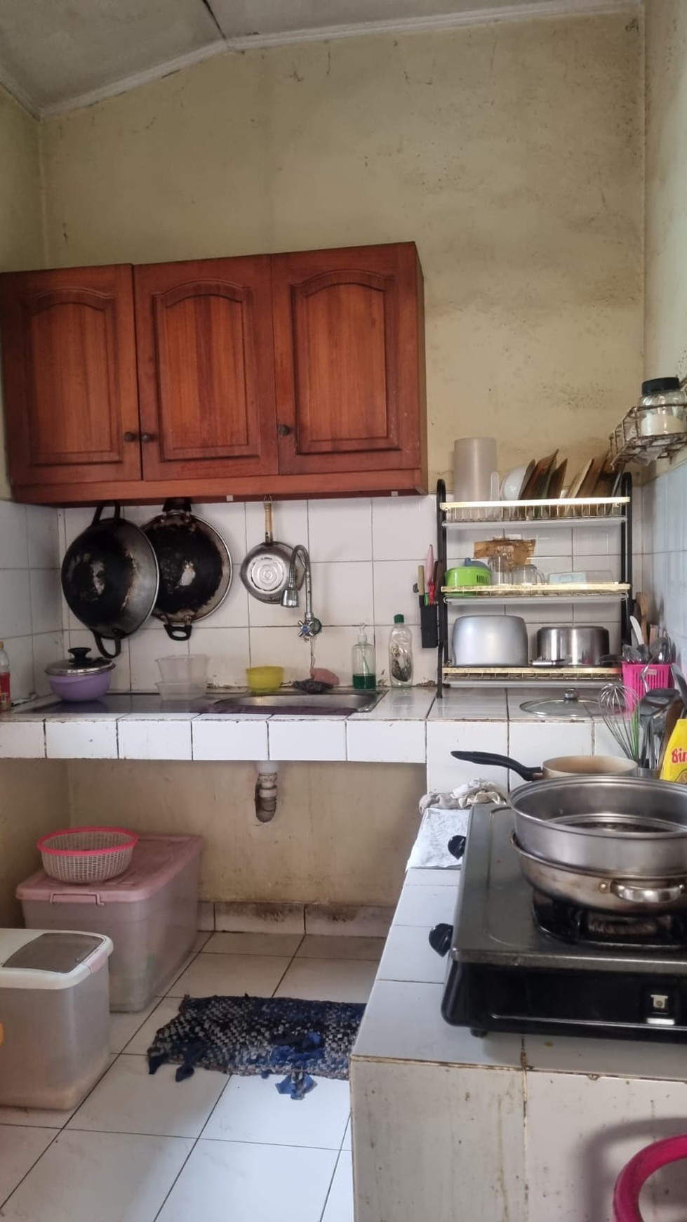 Turun harga Rumah standard  Anggrek Loka