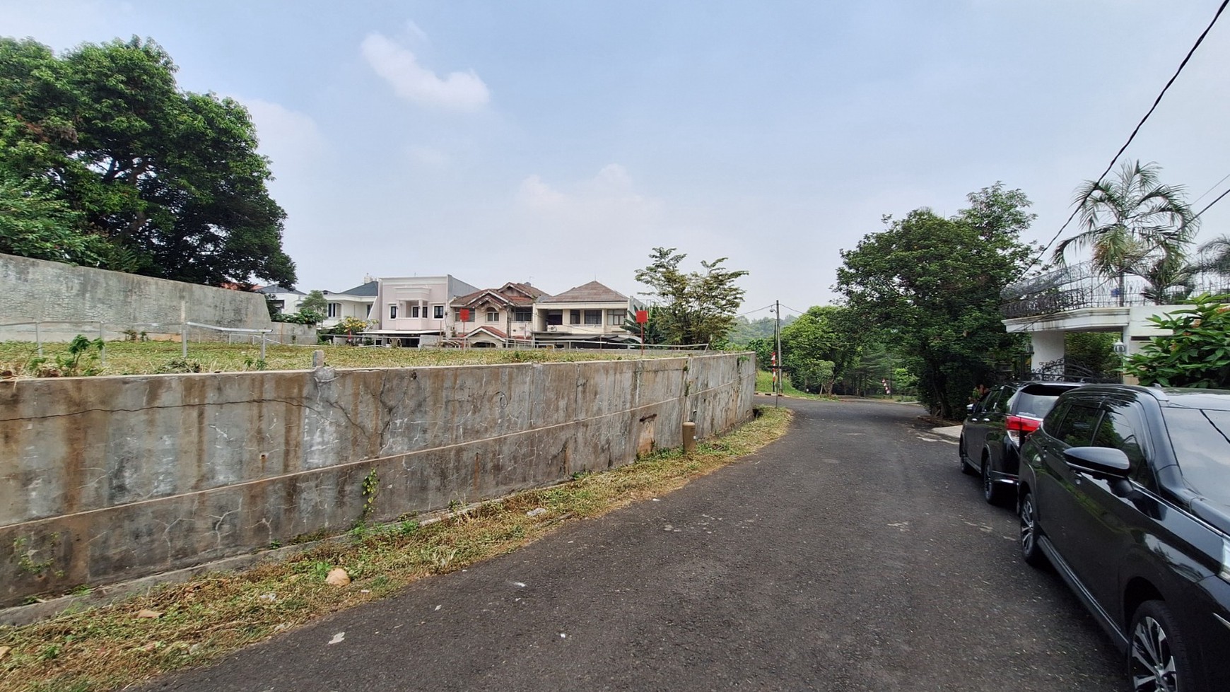 Tanah Siap Bangun Dalam Perumahan Elite Lokasi Tenang dan Eksklusif di Cinere
