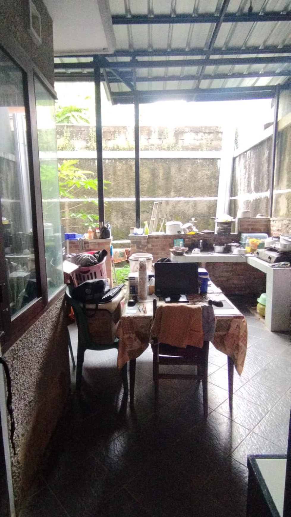 Dijual Rumah di Gandul Cinere, Jawa Barat