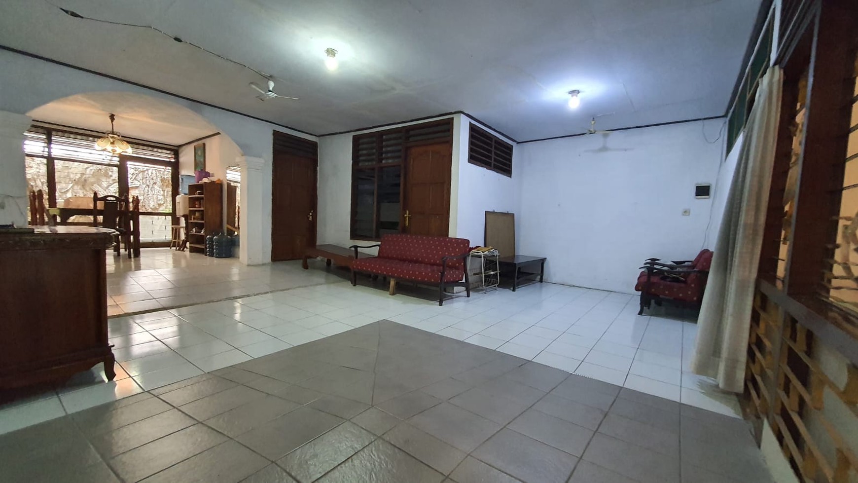Rumah di Pejompongan, cocok buat kost2an....