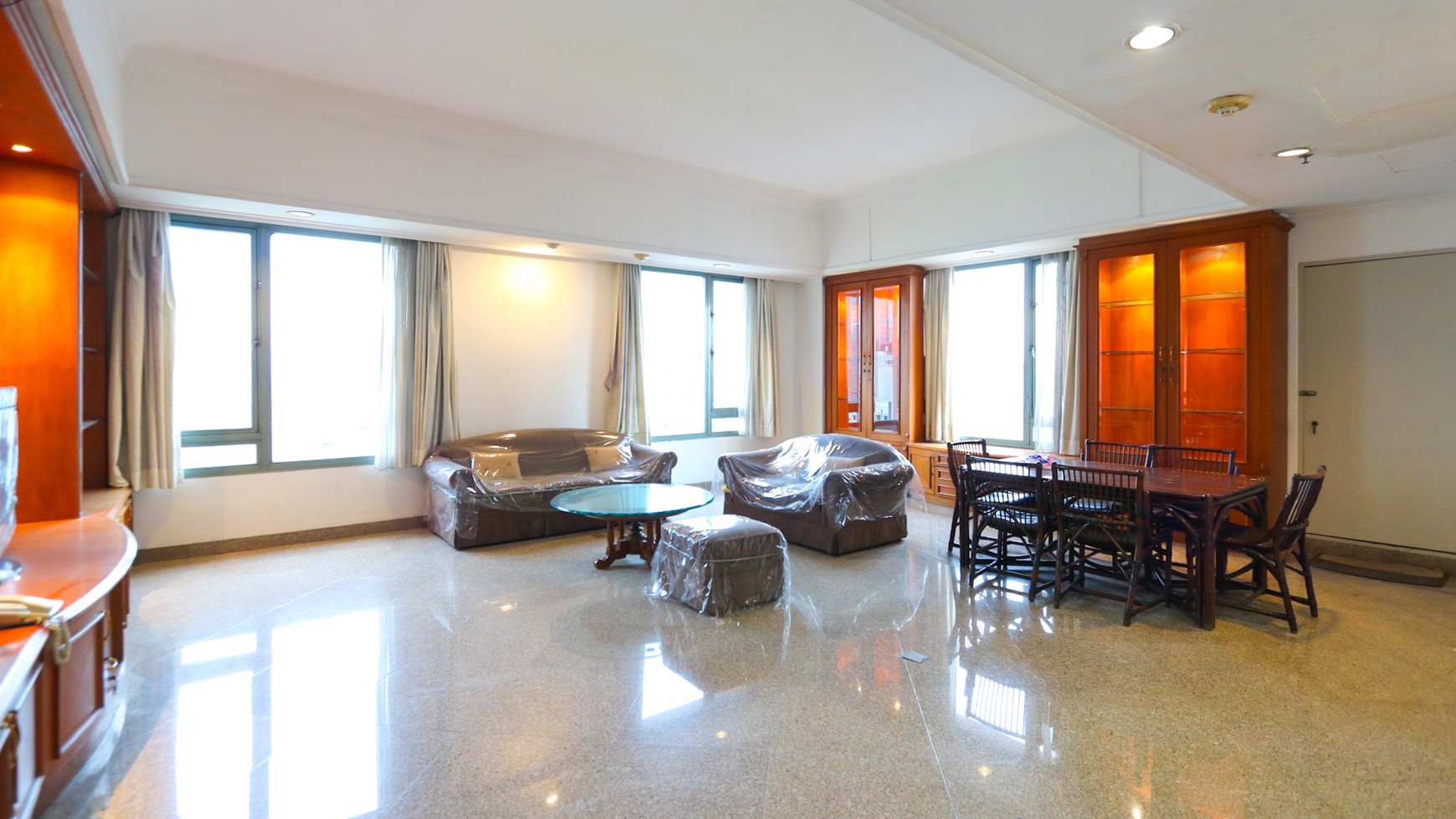 APARTEMEN ASCOTT THAMRIN, SANGAT STRATEGIS, DEKAT GRAND INDONESIA, MENTENG, TANAH ABANG, JAKARTA PUSAT