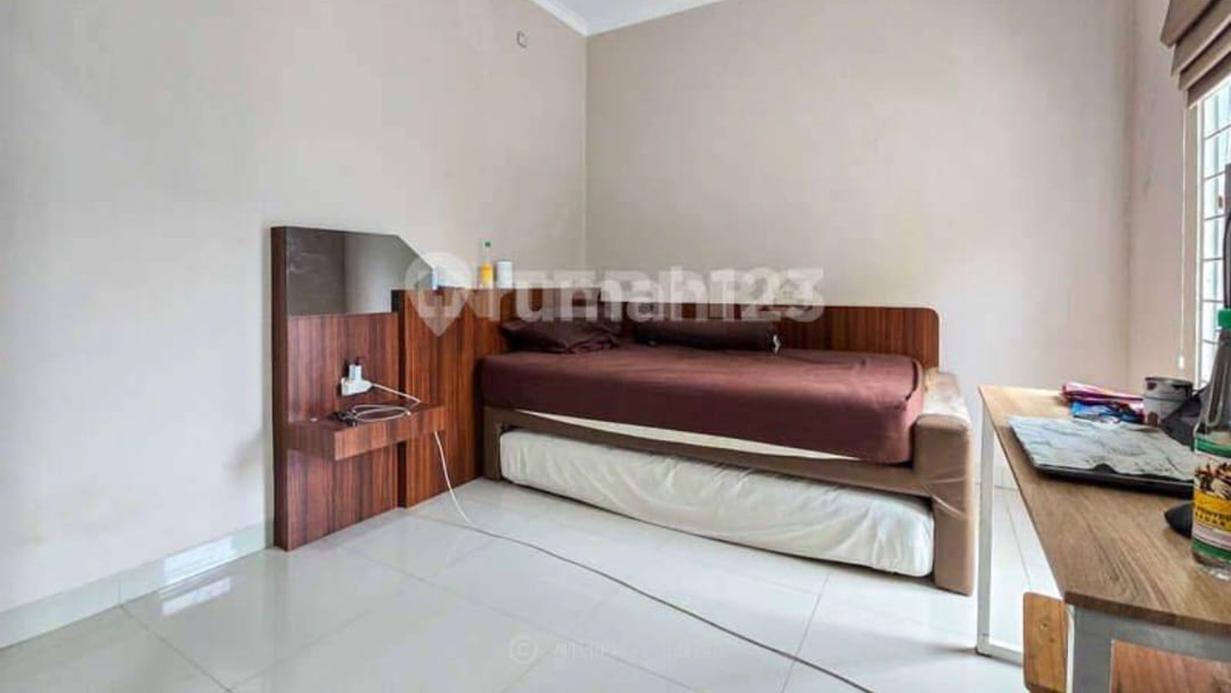 RUMAH 3 LANTAI MURAH JL DURI KEPA JAKARTA BARAT