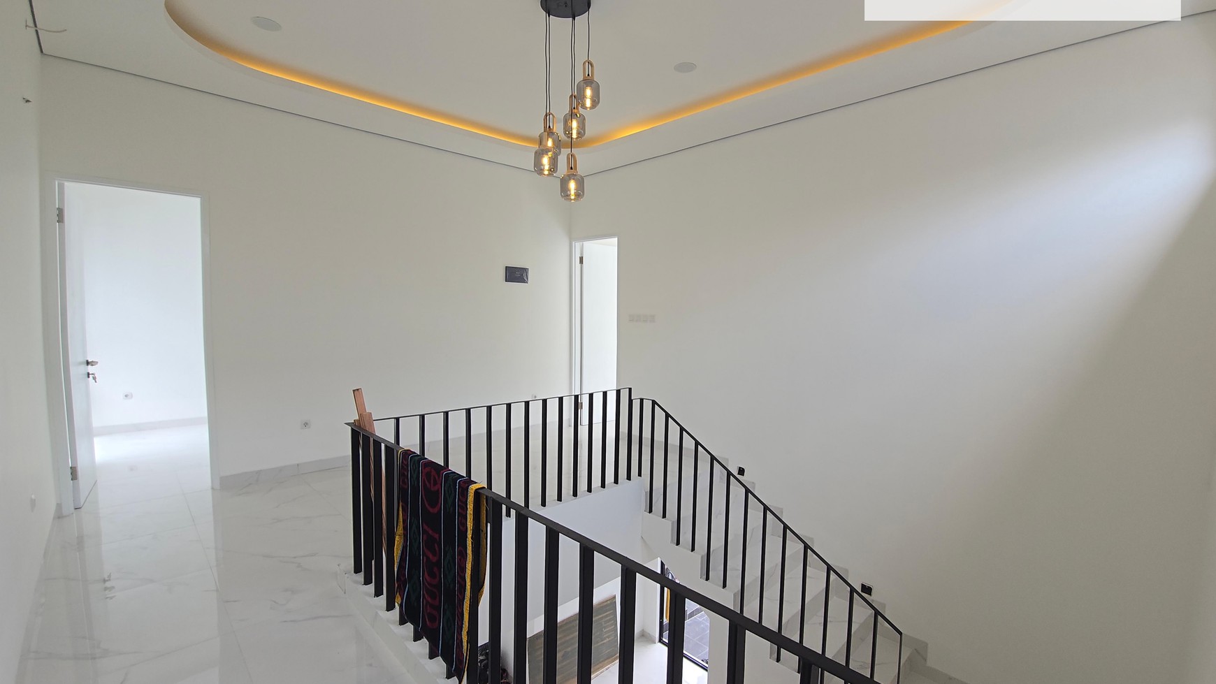 Rumah Baru di Nusa Loka BSD City, dekat Santa Ursula