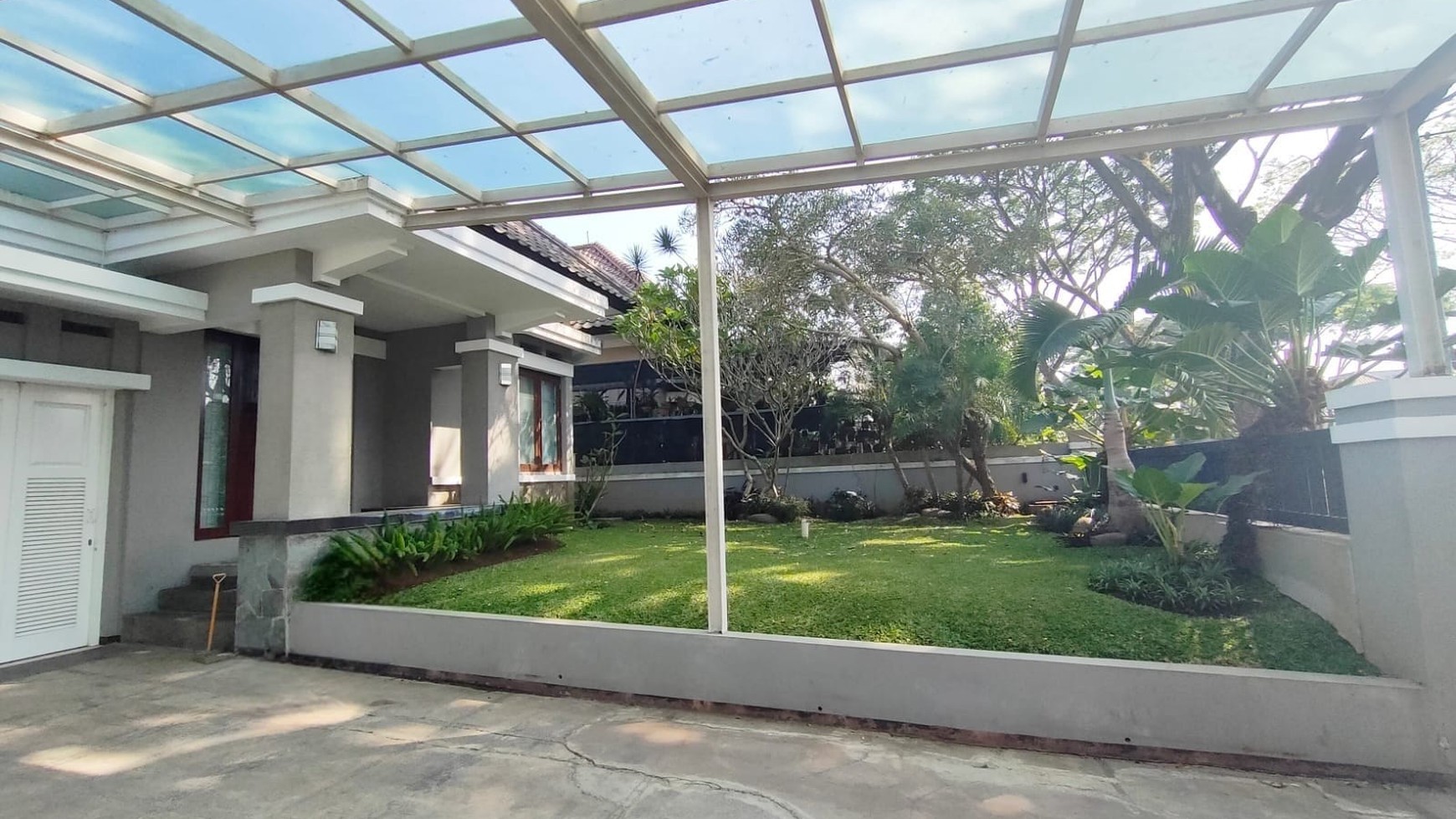 Rumah Hitung Tanah Area Cipete