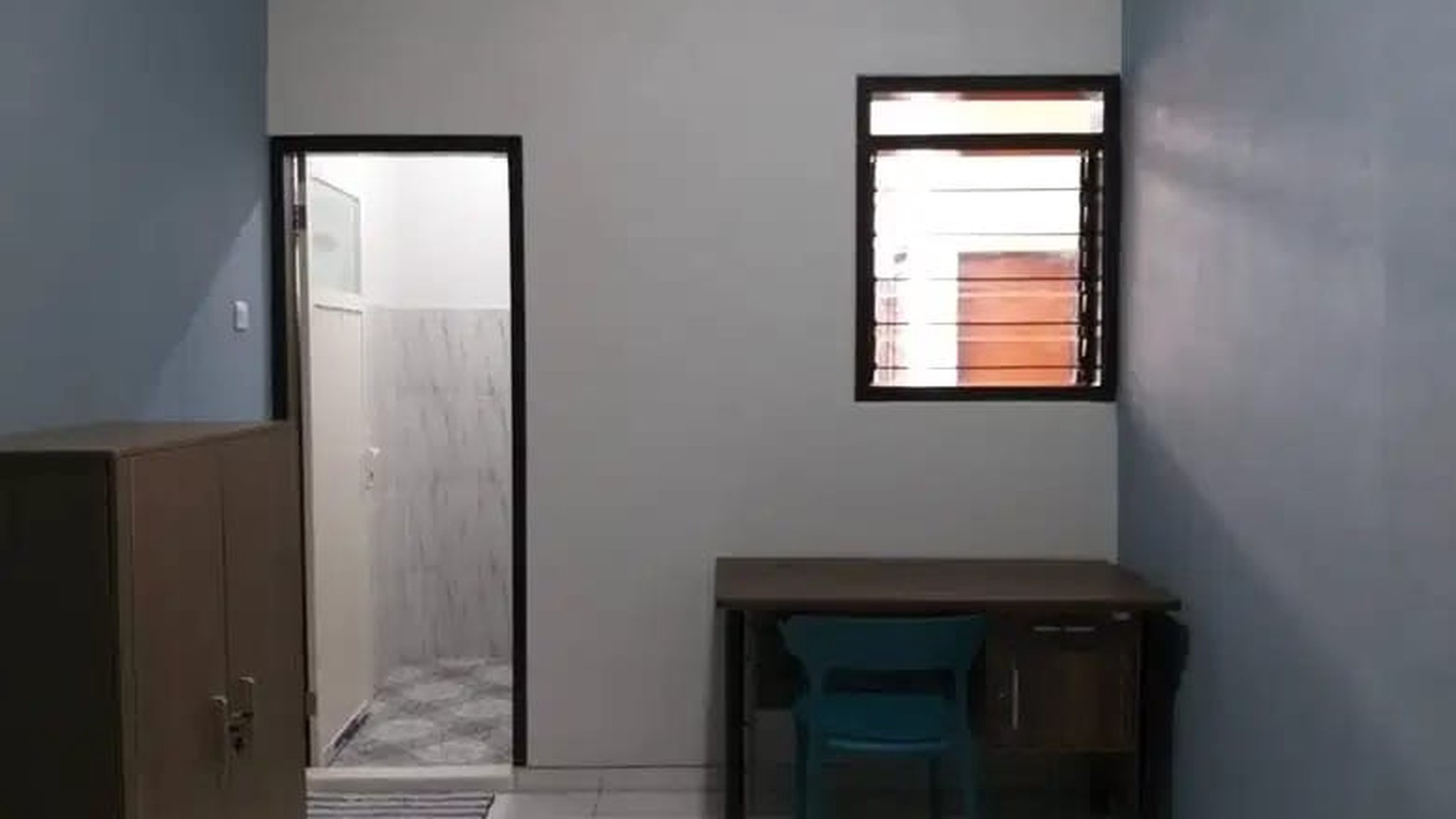 1879. Dijual  RuKos + Barbershop Jl Baratajaya 
