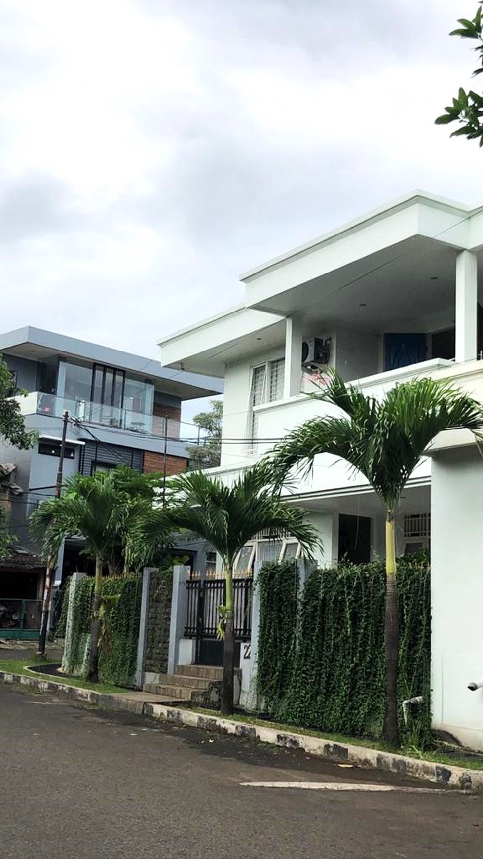 Rumah Mewah Siap Huni di Lokasi Strategis Bintaro Jaya Sektor 5