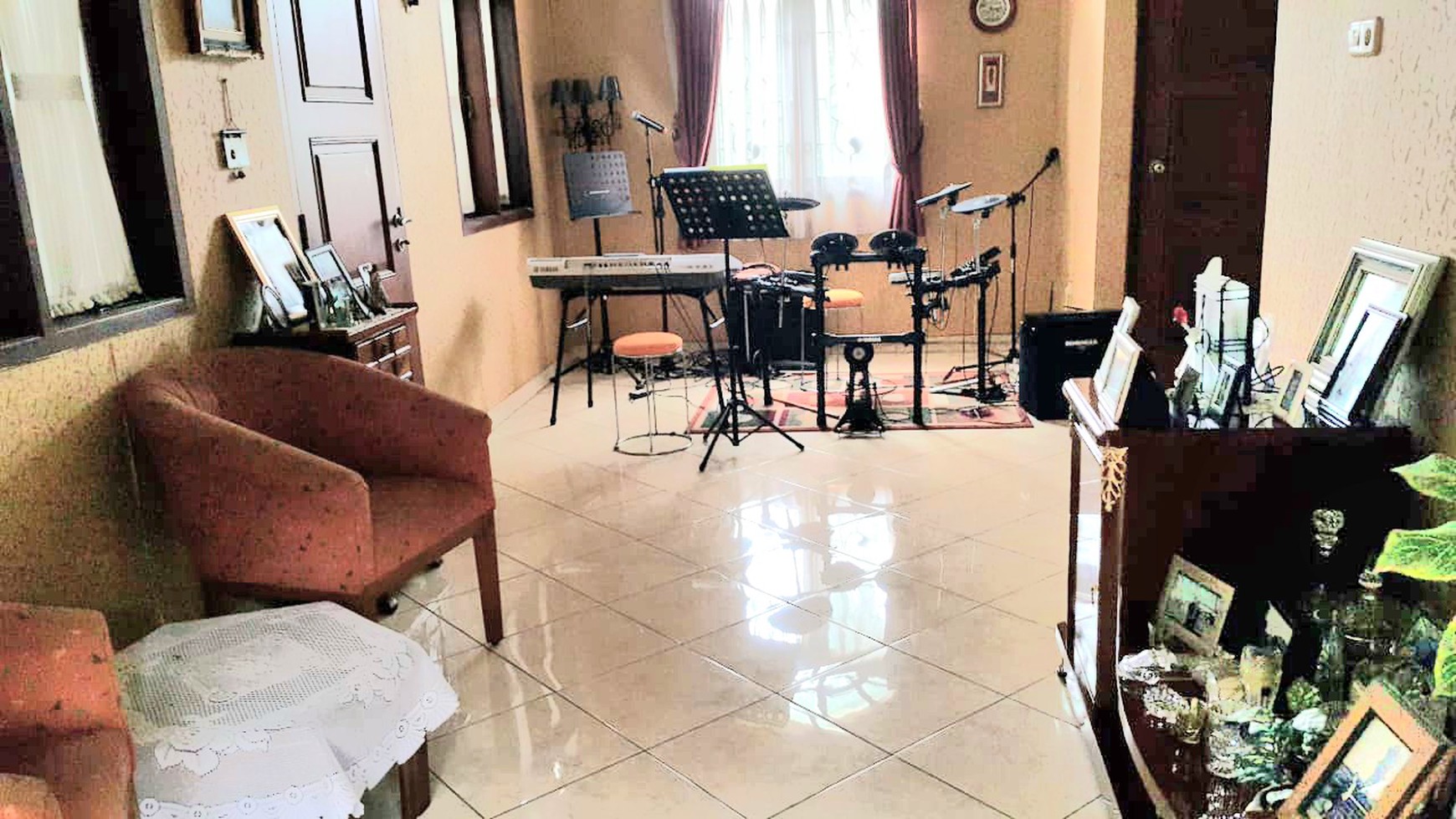 Rumah Pondok Ranji, Ciputat