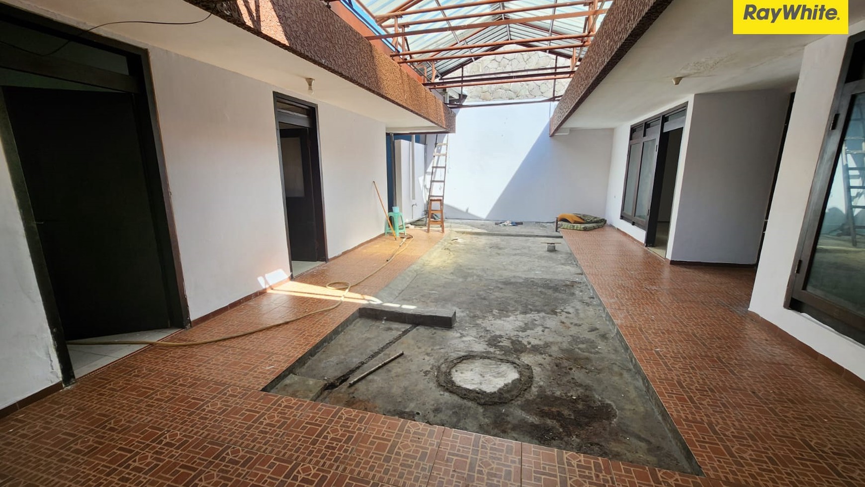 Disewakan Rumah di Manyar Tirtoasri Surabaya