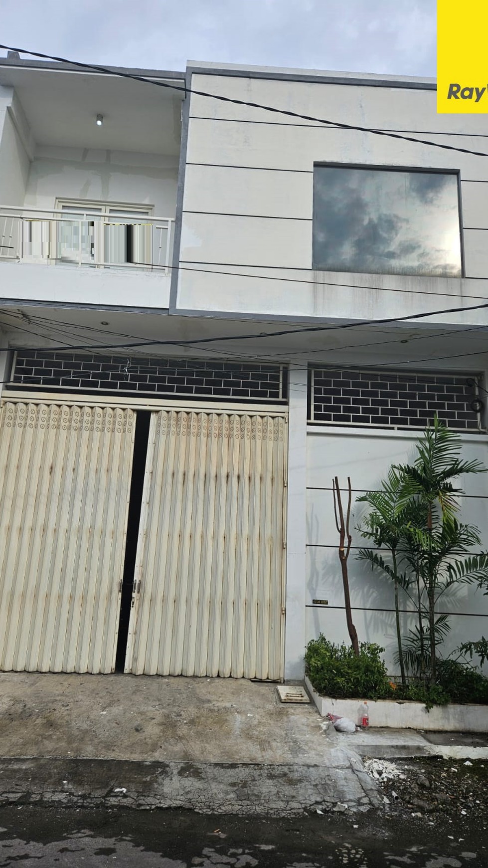 Disewakan Ruko 2 lantai Strategis di Jalan Kenjeran Surabaya