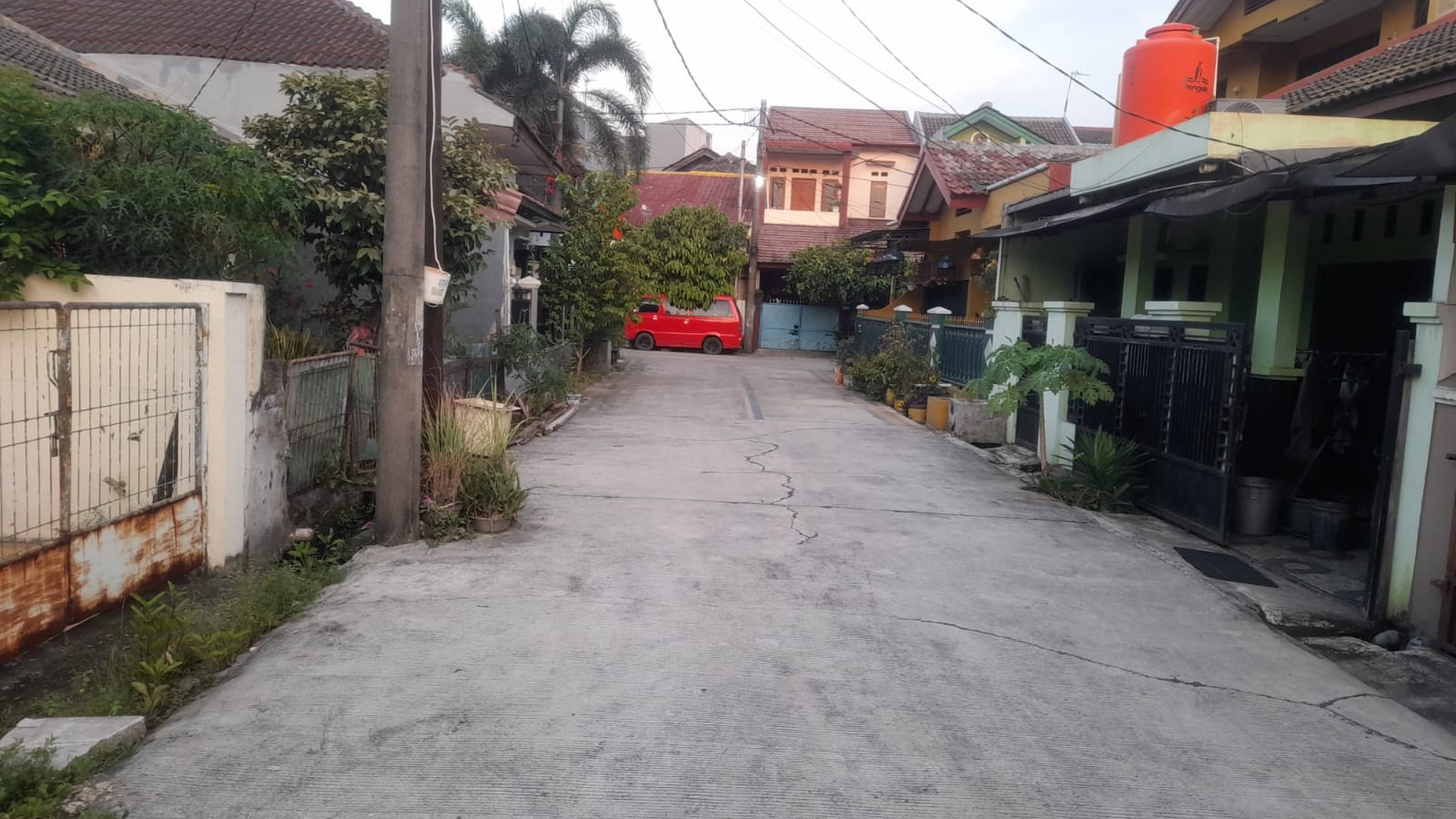 Rumah Bebas Banjir di Komplek Pesona Anggrek Harapan Bekasi
