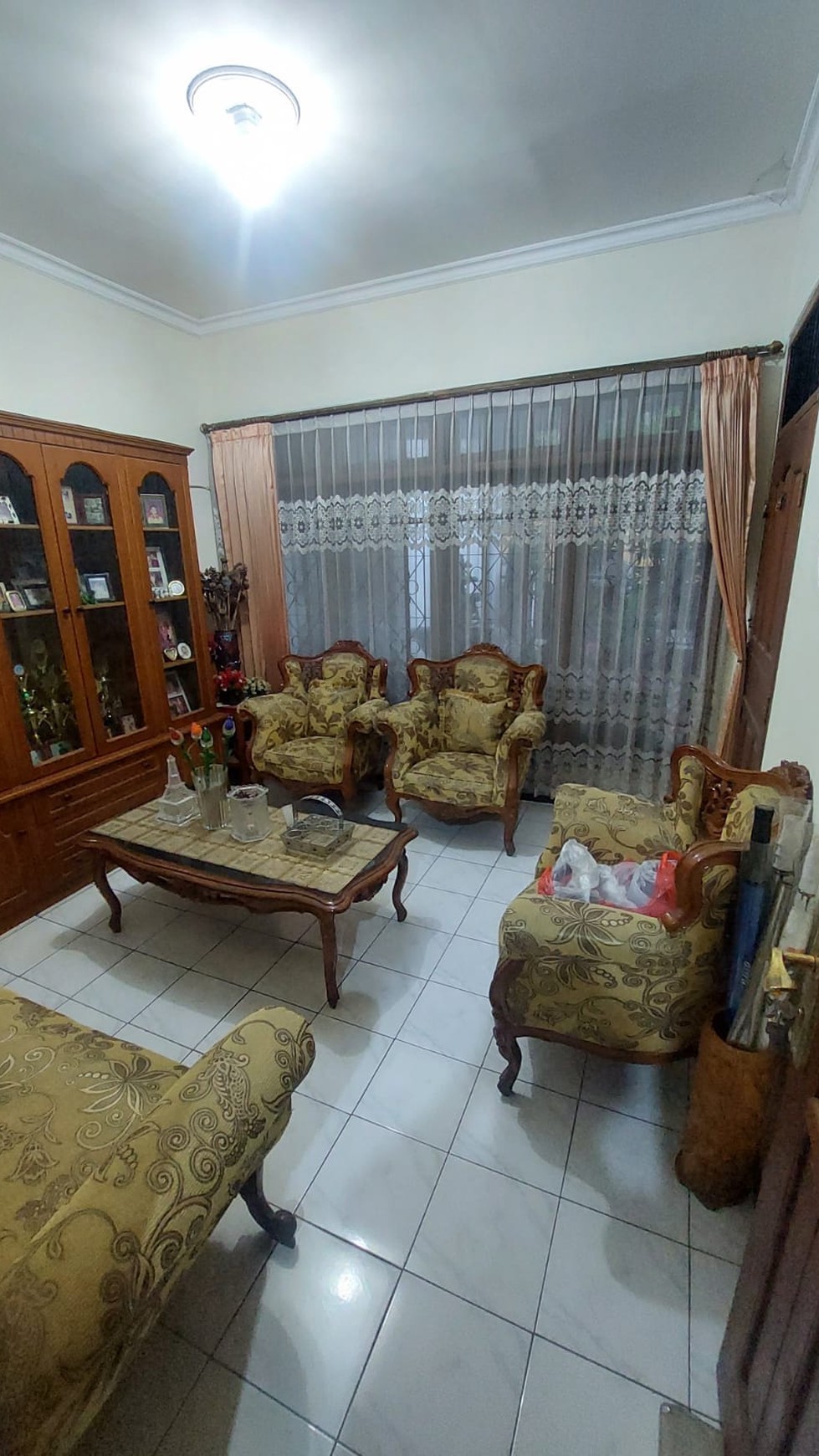 Rumah Tinggal Bisa untuk Usaha di Jl. Raya Pasar Kecapi Bekasi