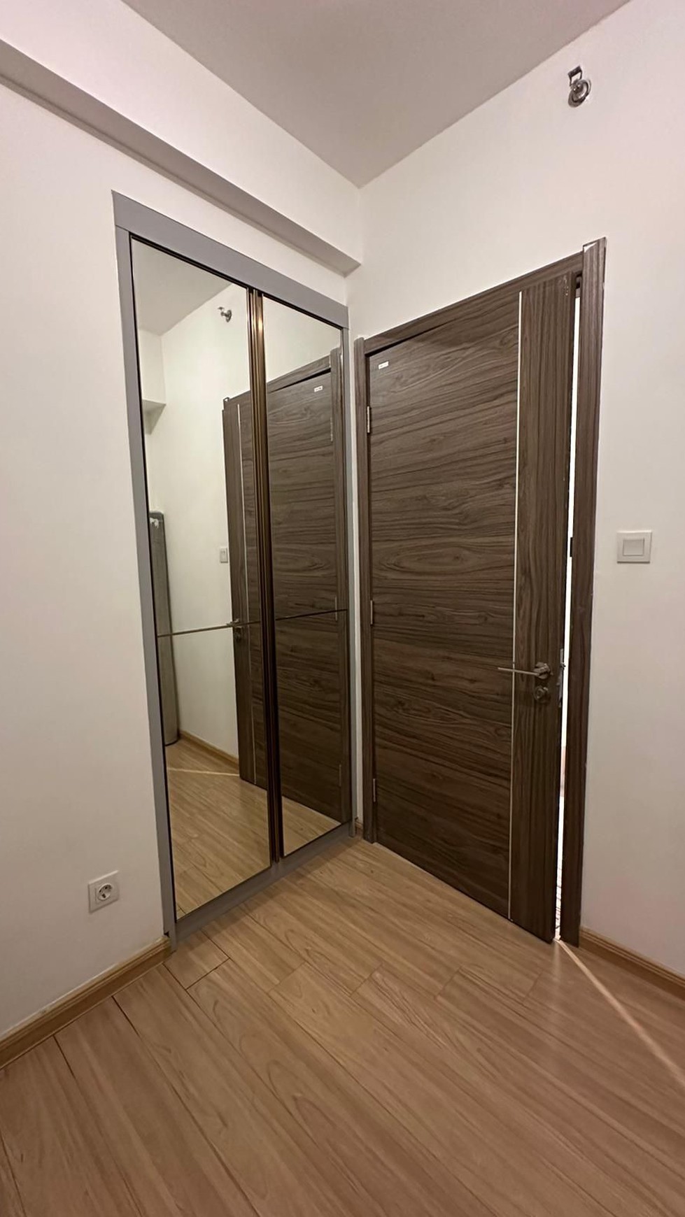 Apartemen Sky House BSD City Serpong Tangerang Banten, 2 Bedroom, Harga Nego