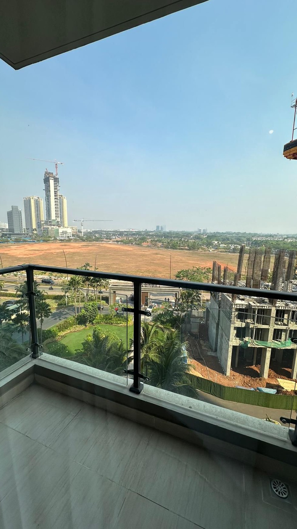 Apartemen Sky House BSD City Serpong Tangerang Banten, 2 Bedroom, Harga Nego