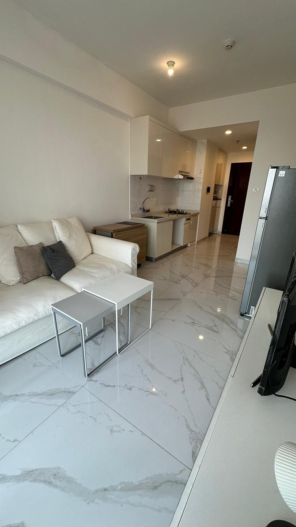 Apartemen Sky House BSD City Serpong Tangerang Banten, 2 Bedroom, Harga Nego