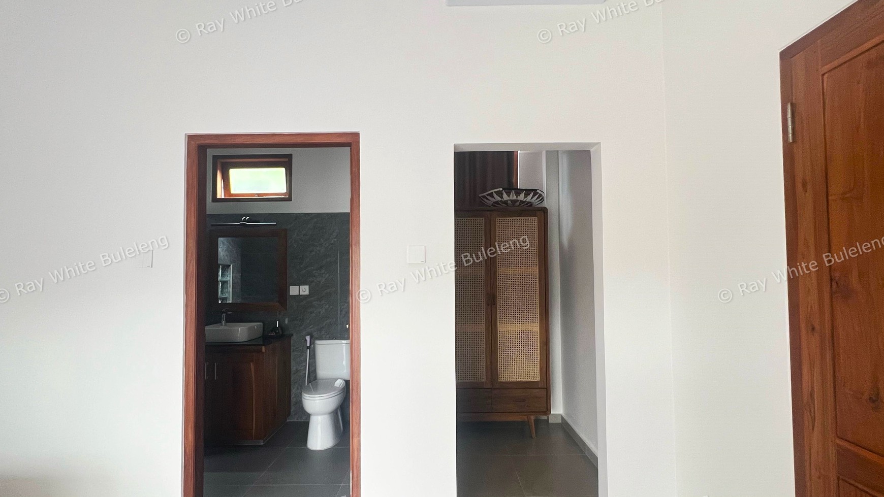 BRAND NEW VILLA WITH STUNNING OCEAN AND HILL VIEWS IN LOVINA