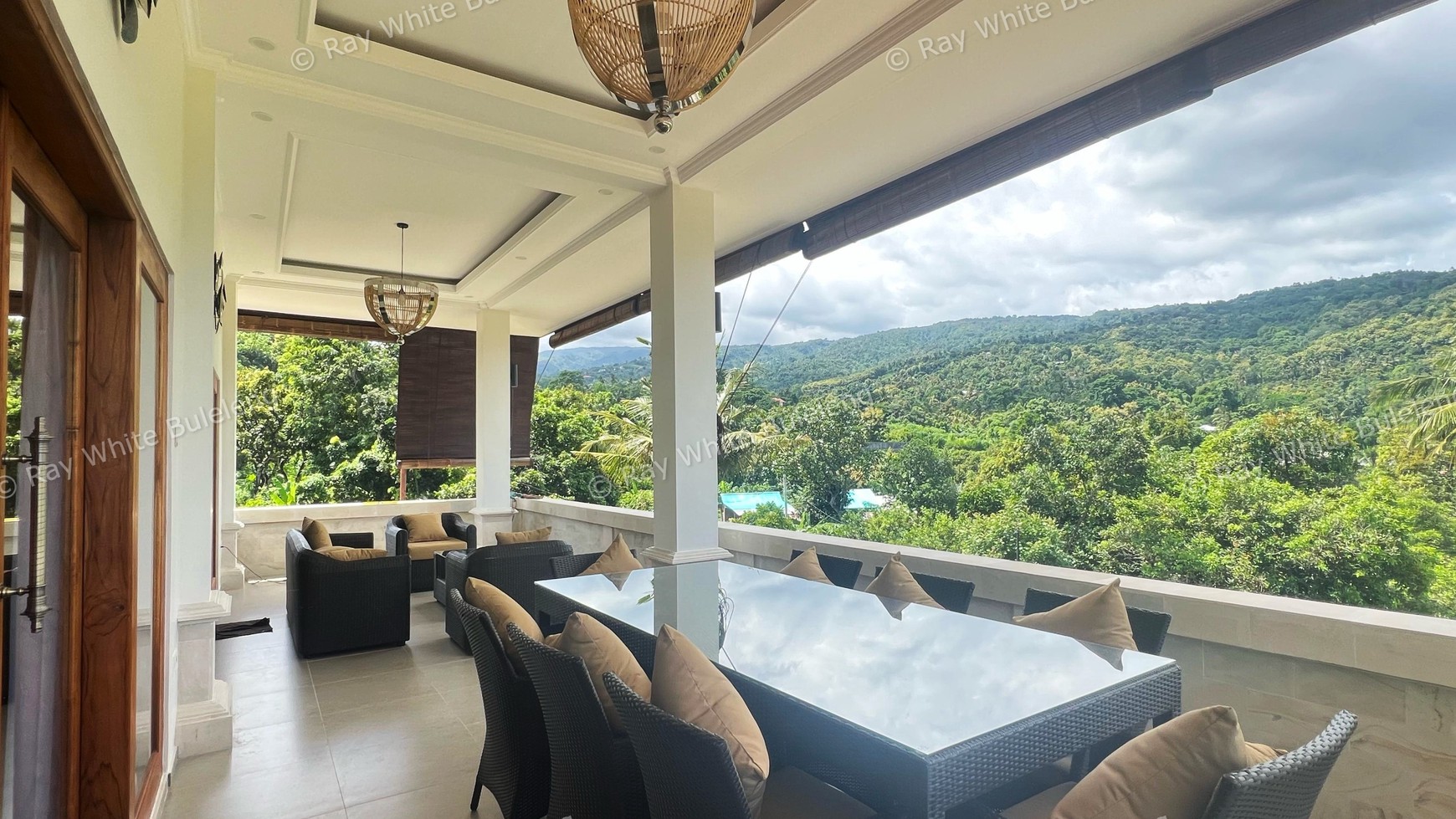 BRAND NEW VILLA WITH STUNNING OCEAN AND HILL VIEWS IN LOVINA