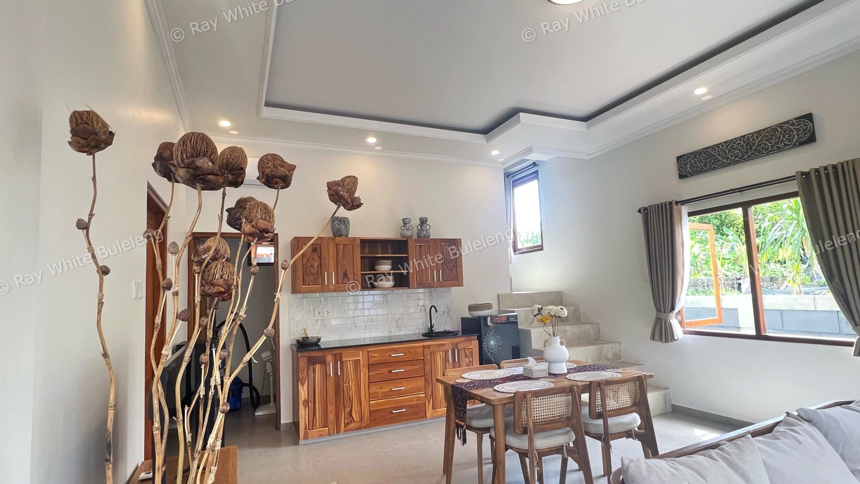 BRAND NEW VILLA WITH STUNNING OCEAN AND HILL VIEWS IN LOVINA