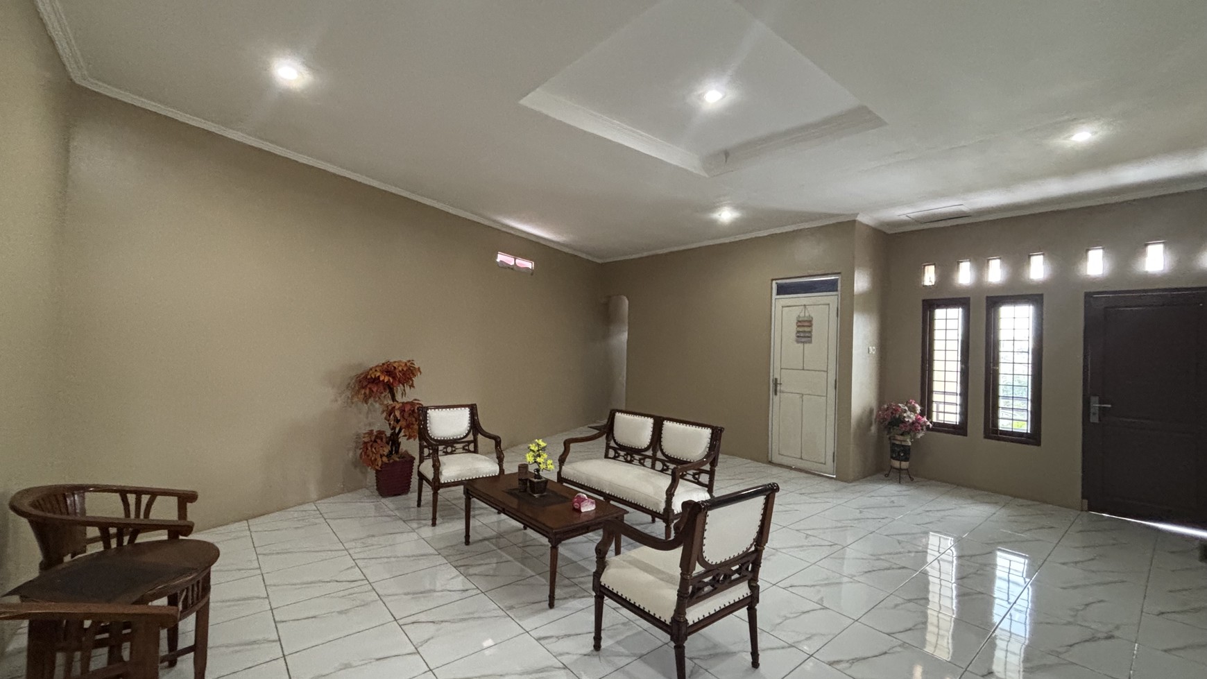 Rumah Brand New Dua Lantai Kuldesak Siap Huni di Grand Nusa Cileungsi