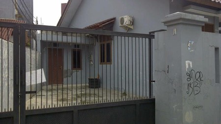 Kosan 8 Pintu Lokasi Strategis dari Akses Jalan @Jakarta Pusat
