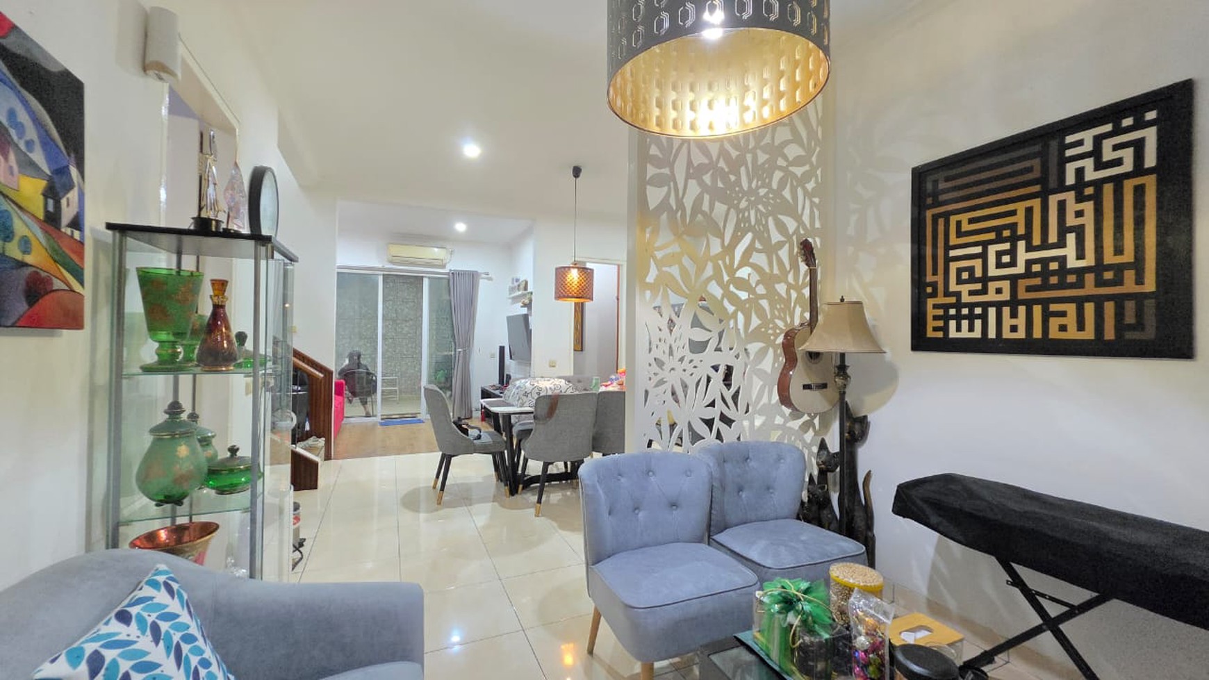 Rumah 2 Lantai Siap Huni dalam Cluster Strategis