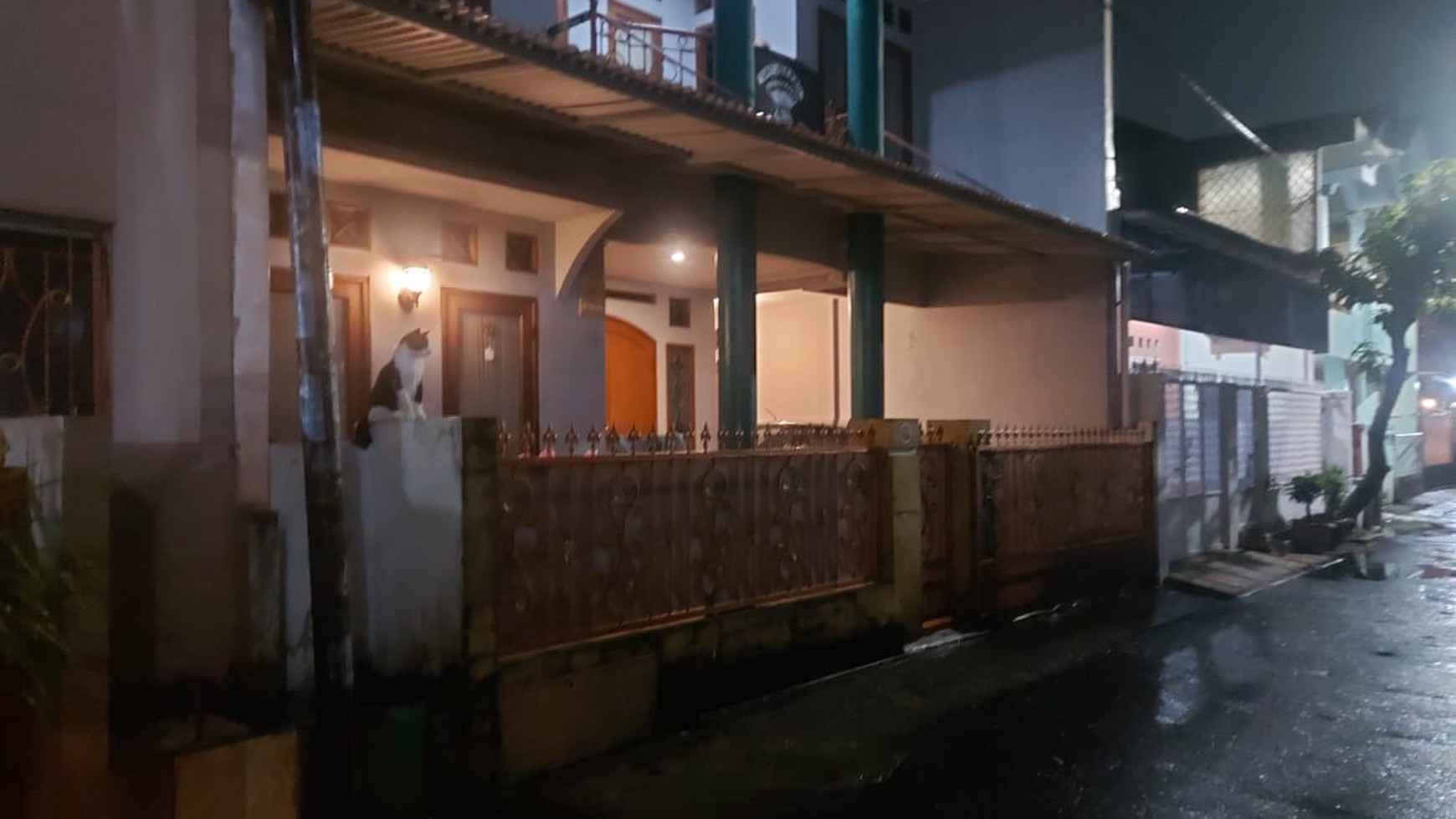 Rumah Siap Huni dengan Hunian Nyaman dan Asri di @Pamulang