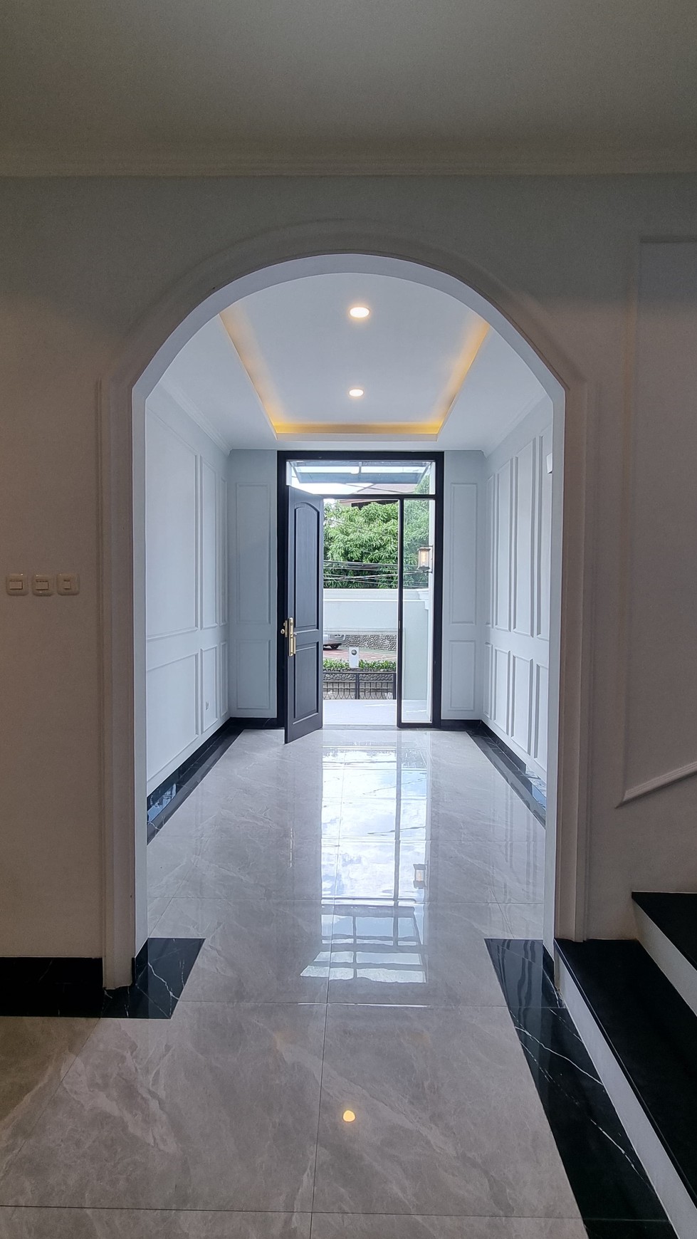 Rumah Megah dan Mewah 2 Lantai Siap Huni Nyaman dan Asri di @Bintaro Sektor 3