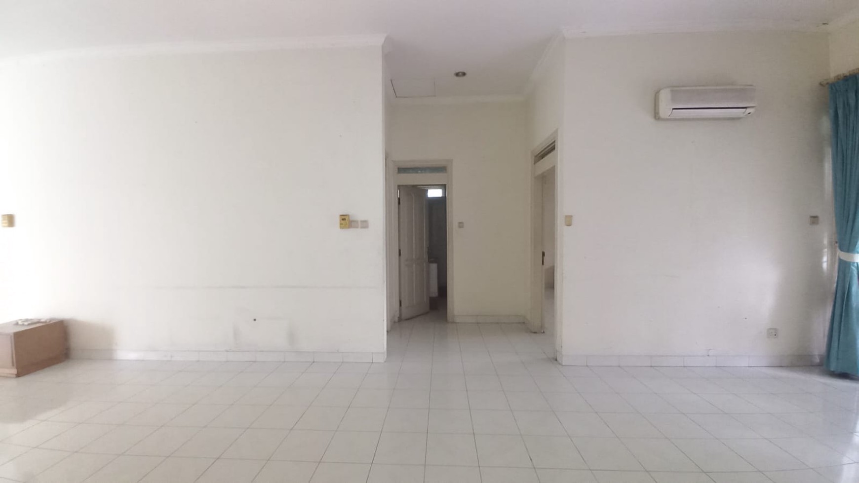 Rumah Di komplek Elit Loka Indah, Pancoran. Asri, Tenang, Nyaman, Dan Hanya 3 Menit Ke Jalan Warung Buncit Raya