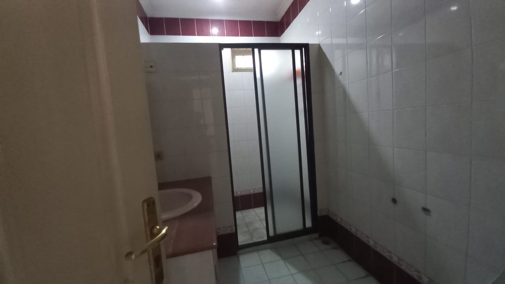 Rumah Di komplek Elit Loka Indah, Pancoran. Asri, Tenang, Nyaman, Dan Hanya 3 Menit Ke Jalan Warung Buncit Raya