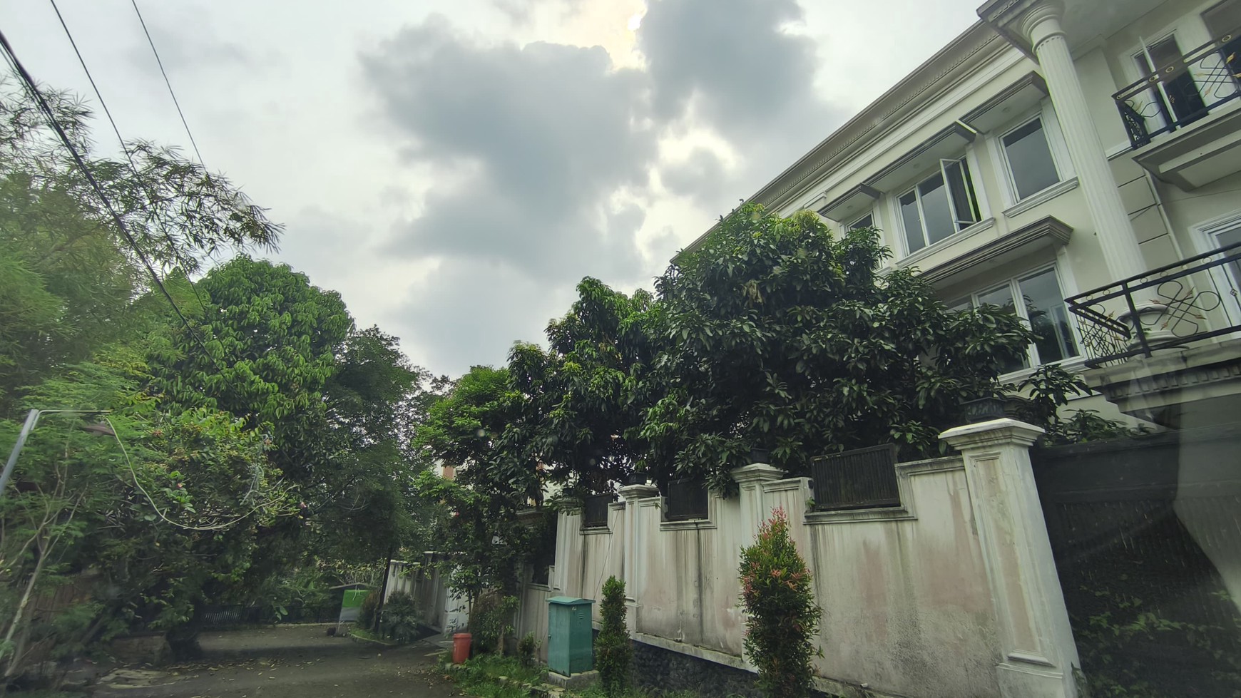 COMMERCIAL GEM di Bogor Selatan - Rare Opportunity di Bogor Nirwana Residence