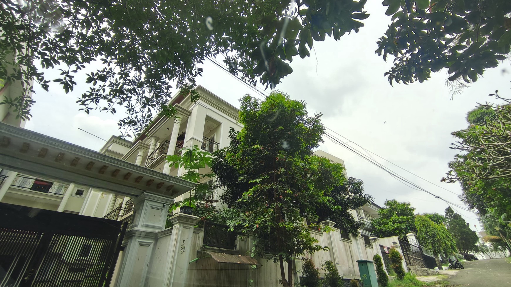 COMMERCIAL GEM di Bogor Selatan - Rare Opportunity di Bogor Nirwana Residence