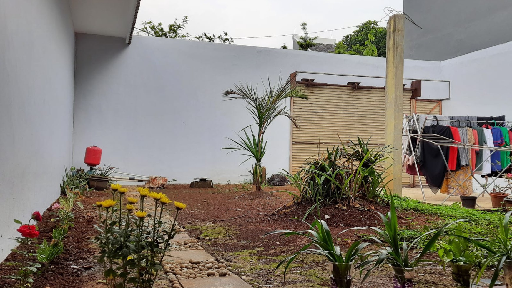 Rumah Hook Siap Huni dekat BXC dan Stasiun Jurangmangu