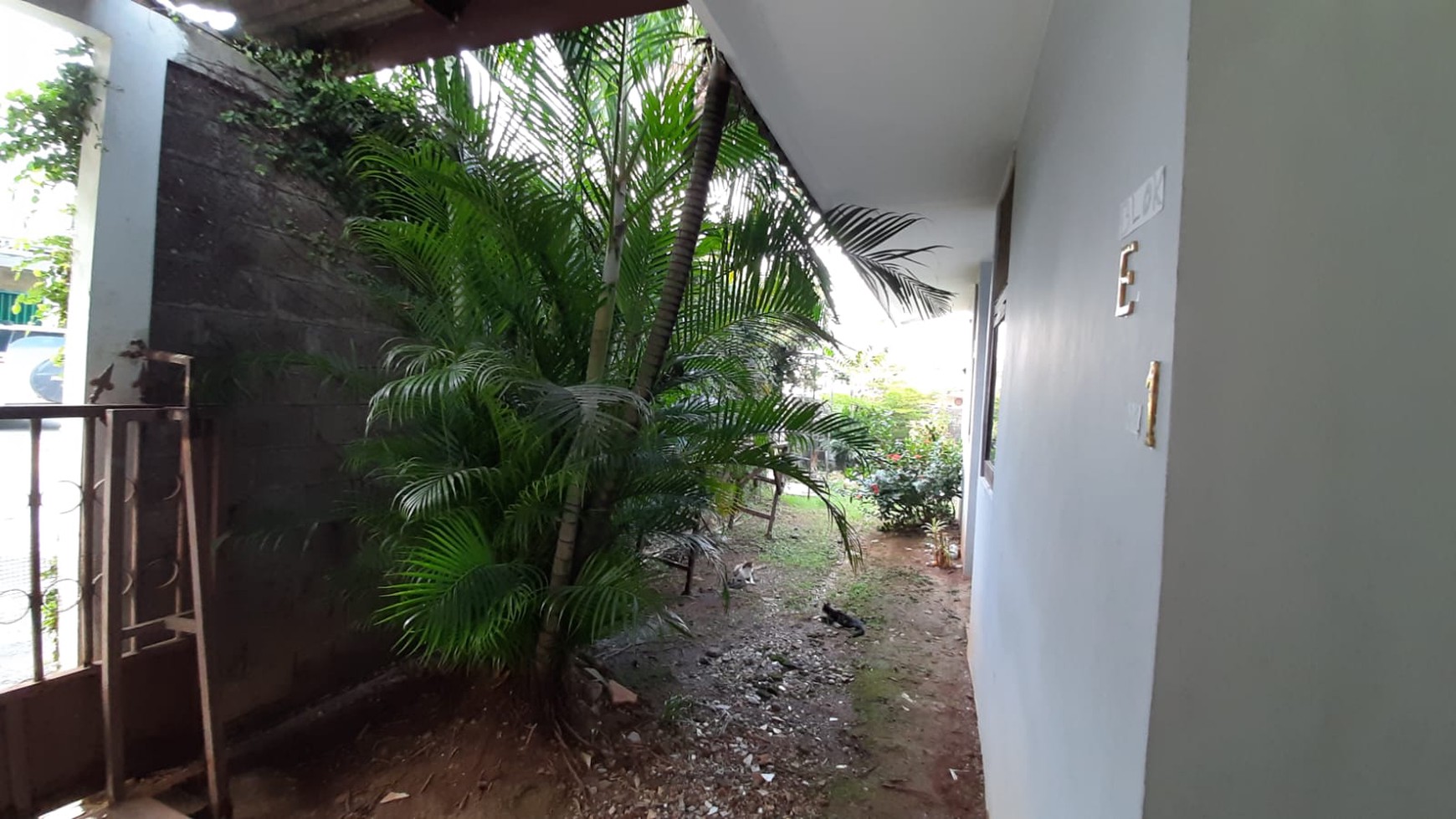 Rumah Hook Siap Huni dekat BXC dan Stasiun Jurangmangu