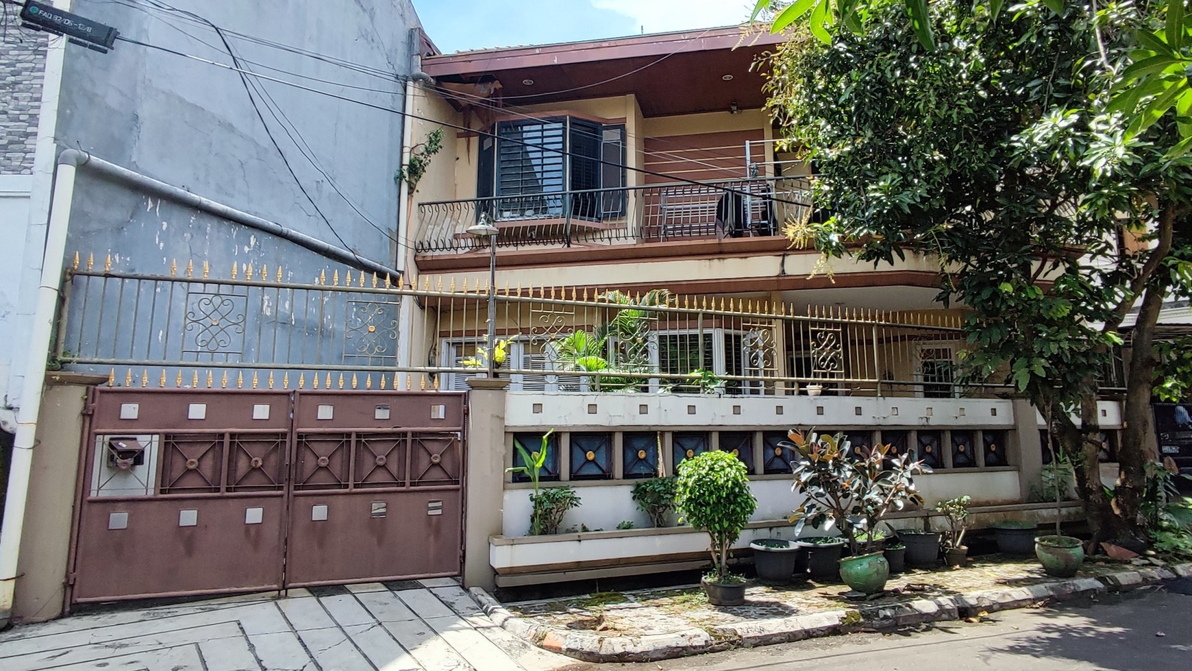 Murah. Rumah 2 lantai Villa Melati Mas, Serpong