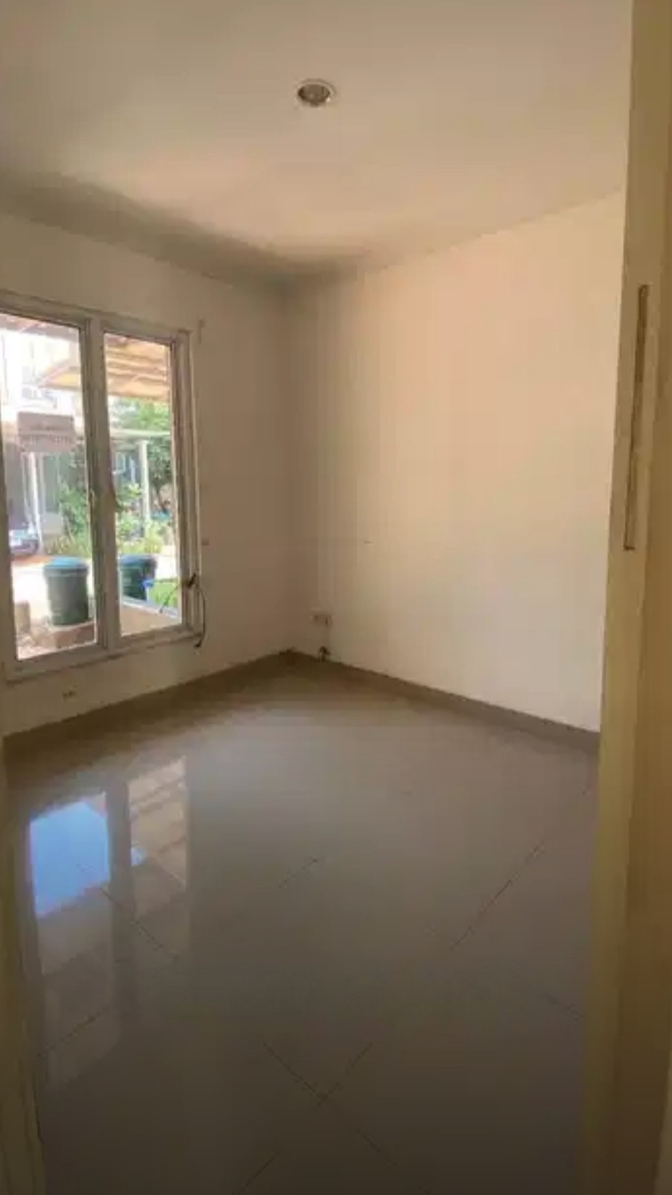 Best Price. Rumah bagus Karelia Village, Gading Serpong