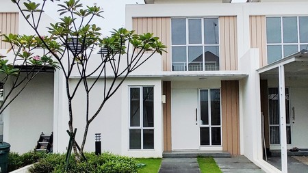 Flash Sale. Rumah modern Paramount Petals cluster Aster