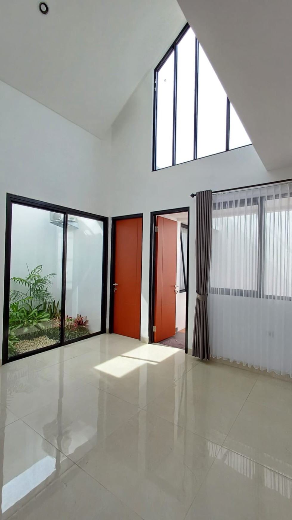 Di Sewakan Rumah Cantik Siap Huni Lingkungan Asri dan Nyaman.