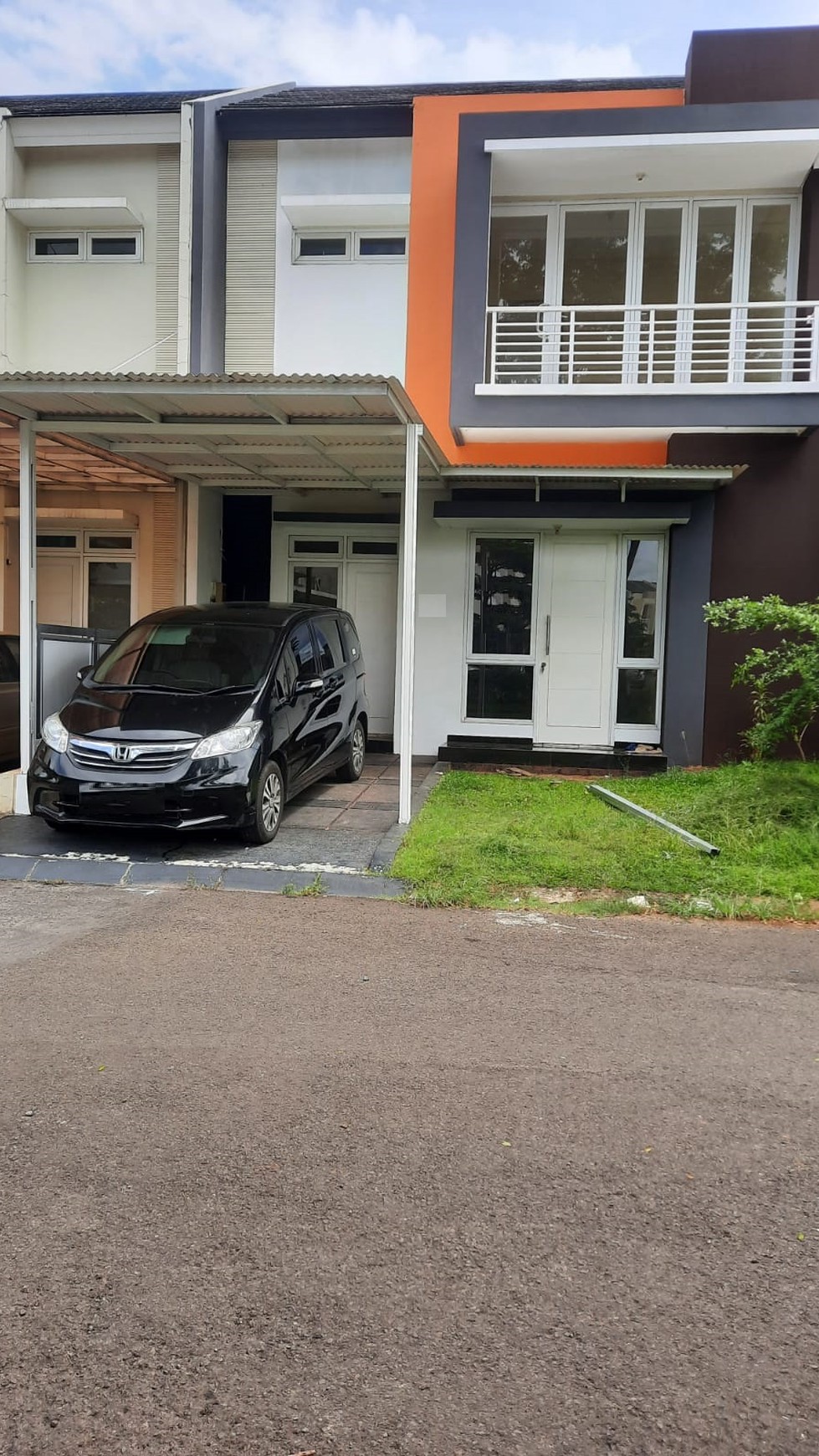 Rumah minimalis, bagus nyaman dalam Cluster
